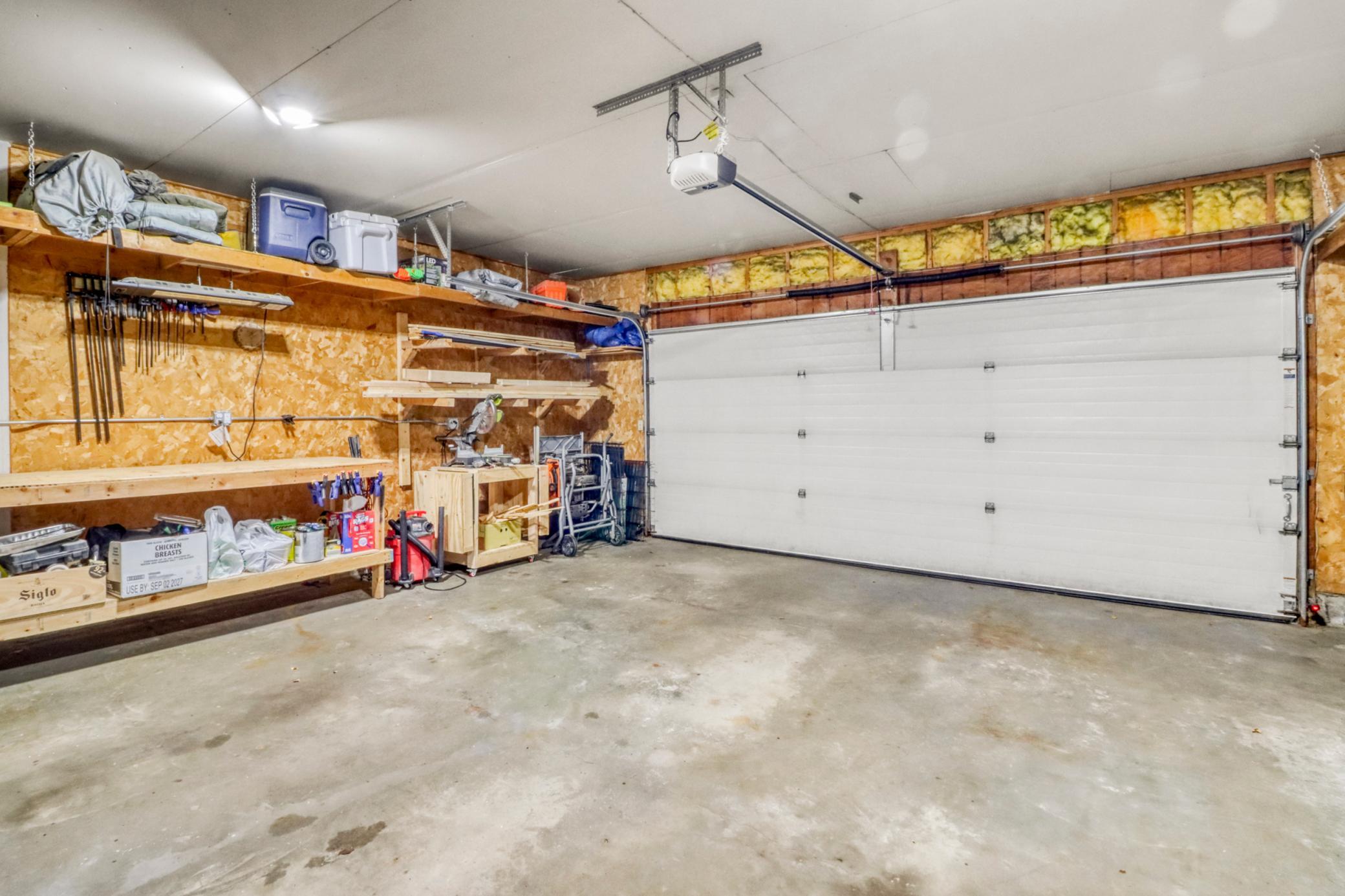 1985 twin home for sale at 2306 26 1/2 Court S in Fargo, ND — 3 bed, 3 bath (photo 47 of 47)