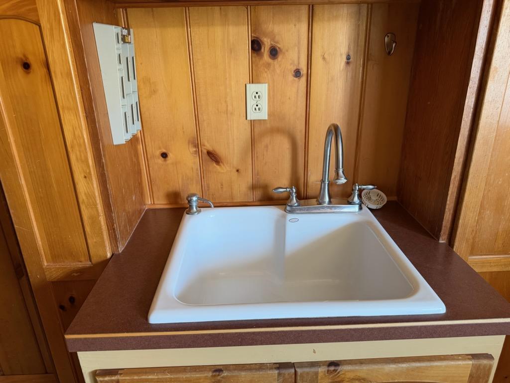 1965 single family home for sale at 506 2nd Street in Wolverton, MN — 2 bed, 1 bath (photo 36 of 59)
