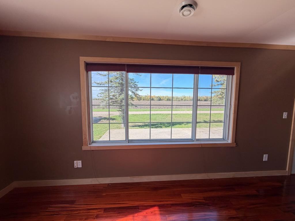 1965 single family home for sale at 506 2nd Street in Wolverton, MN — 2 bed, 1 bath (photo 6 of 59)