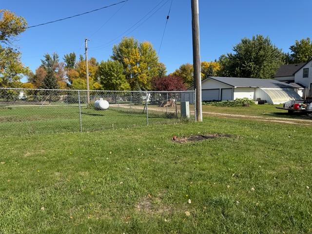 1965 single family home for sale at 506 2nd Street in Wolverton, MN — 2 bed, 1 bath (photo 52 of 59)