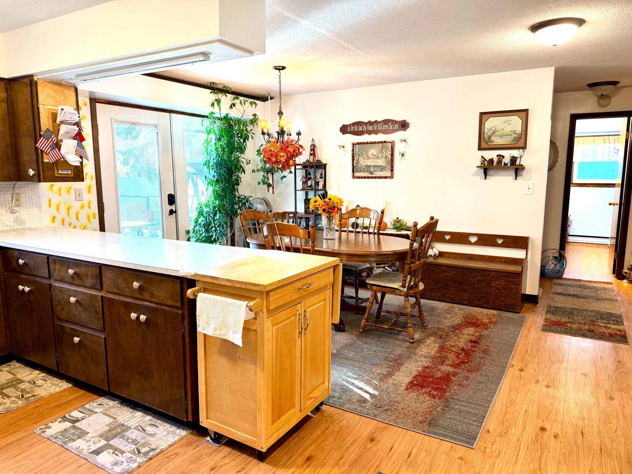 1969 single family home for sale at 1318 Sunny Street in Crookston, MN — 2 bed, 2 bath (photo 11 of 33)
