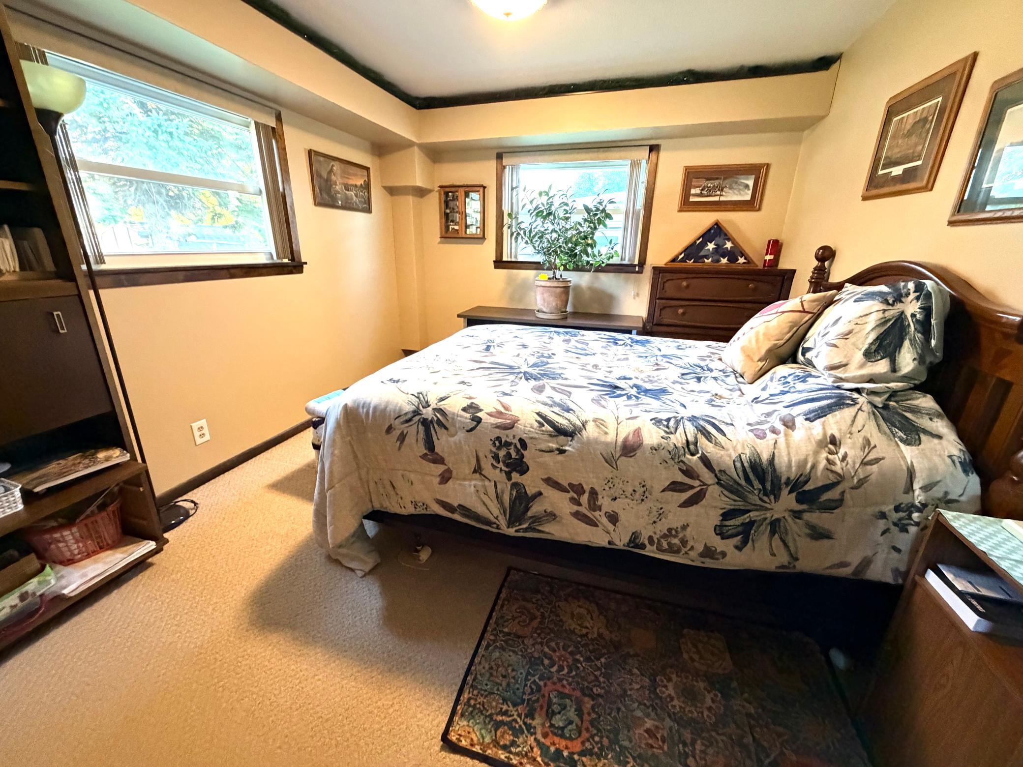 1969 single family home for sale at 1318 Sunny Street in Crookston, MN — 2 bed, 2 bath (photo 21 of 33)