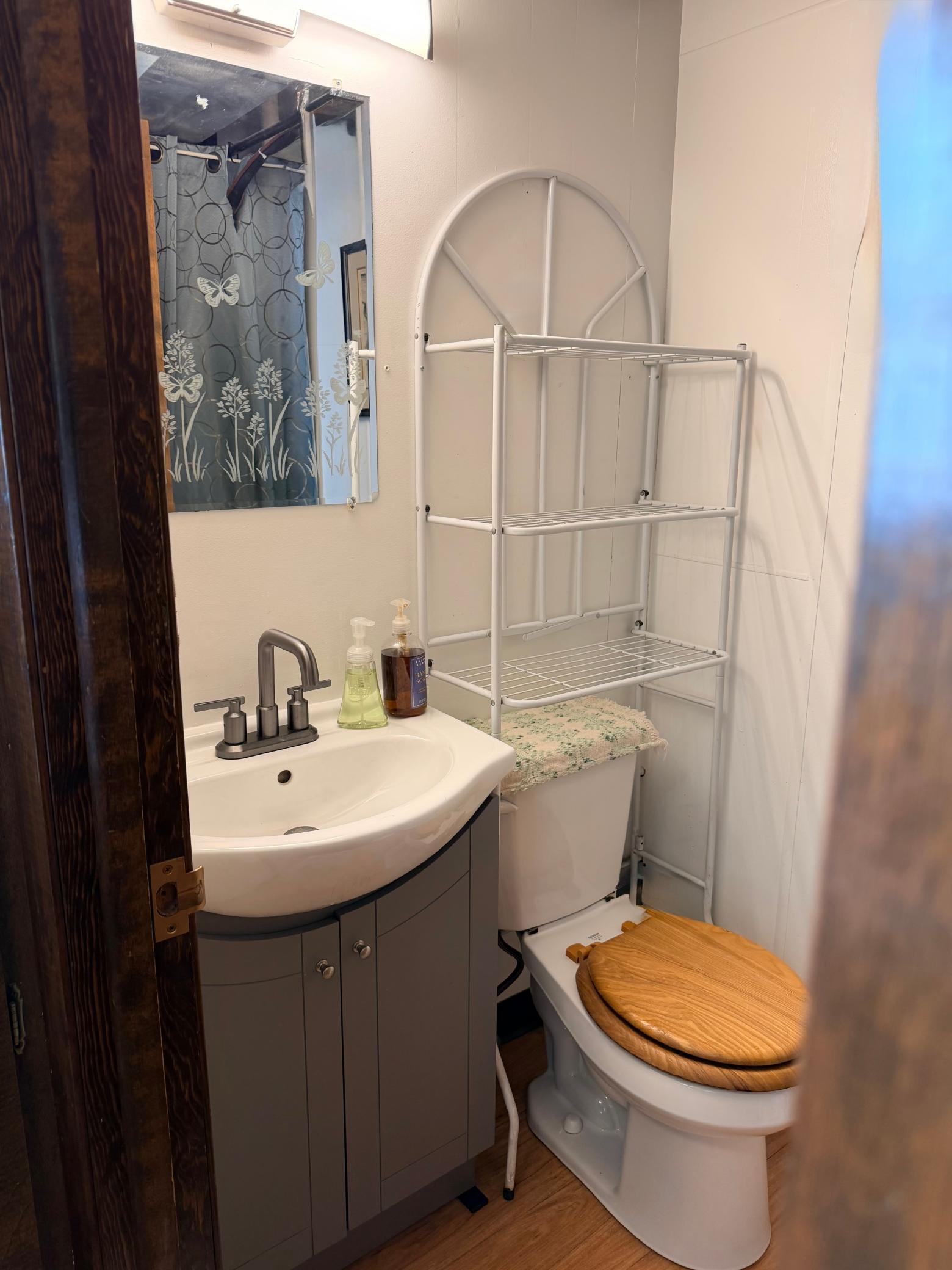 1969 single family home for sale at 1318 Sunny Street in Crookston, MN — 2 bed, 2 bath (photo 23 of 33)