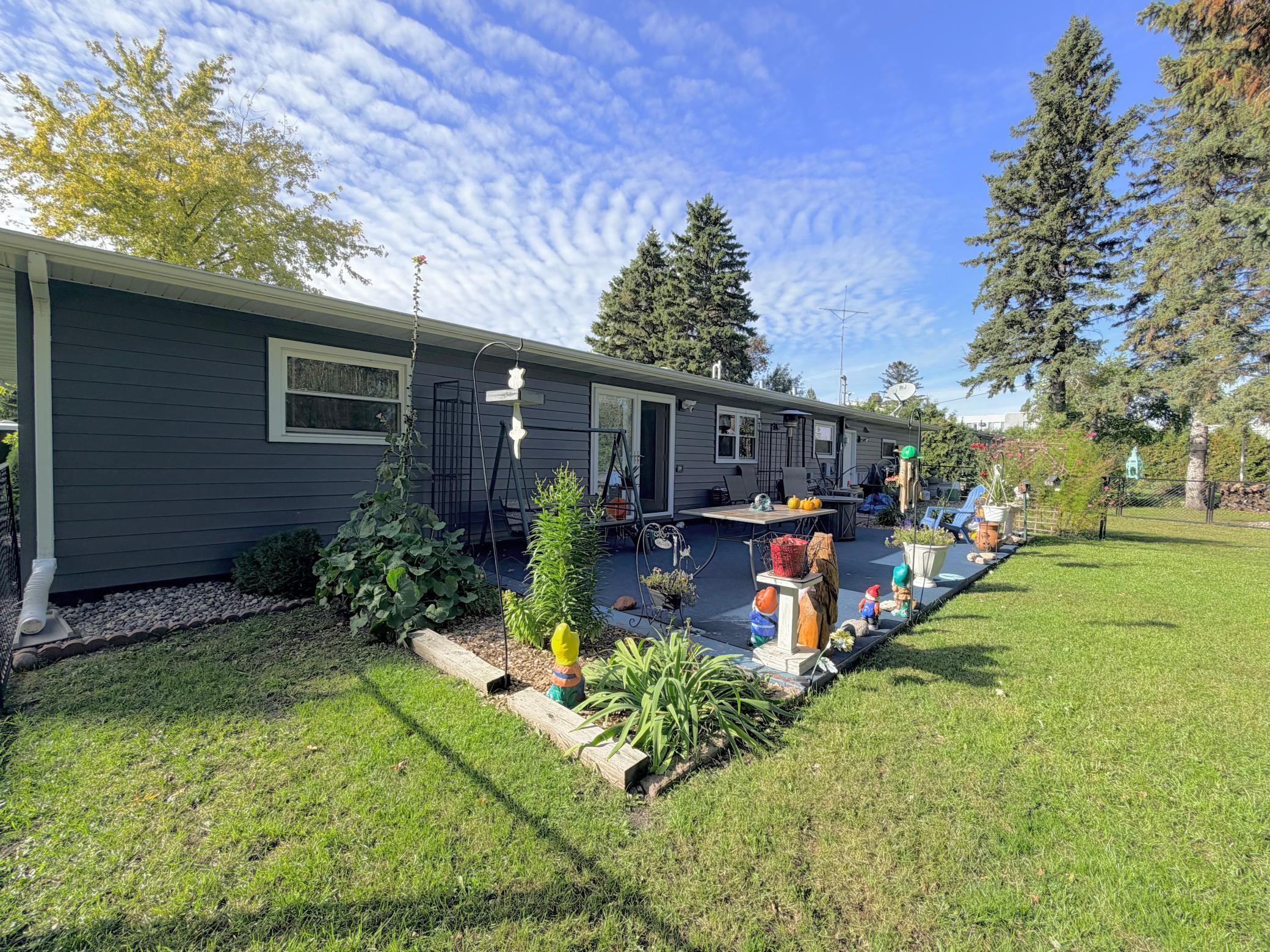 1969 single family home for sale at 1318 Sunny Street in Crookston, MN — 2 bed, 2 bath (photo 26 of 33)