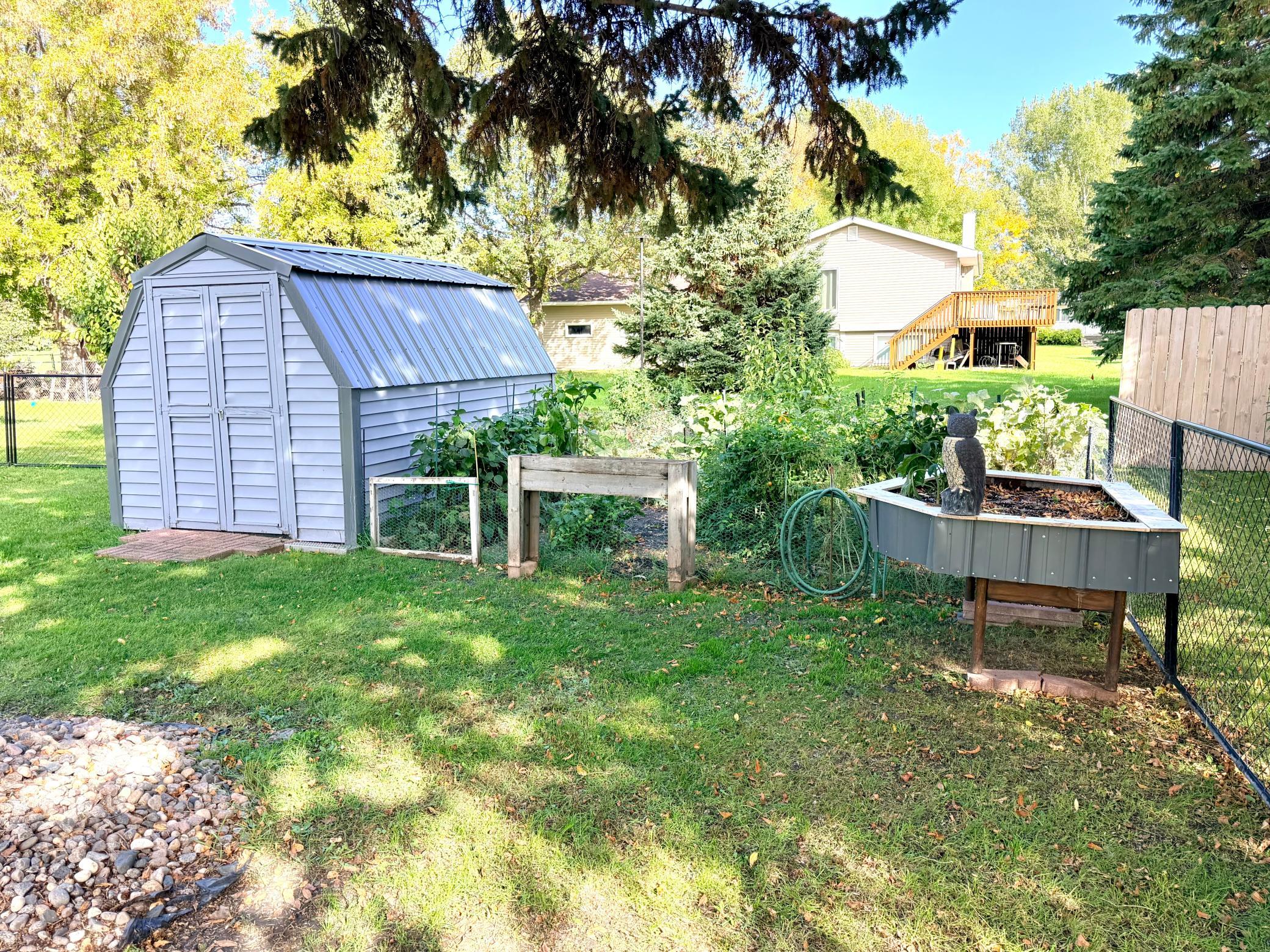 1969 single family home for sale at 1318 Sunny Street in Crookston, MN — 2 bed, 2 bath (photo 28 of 33)