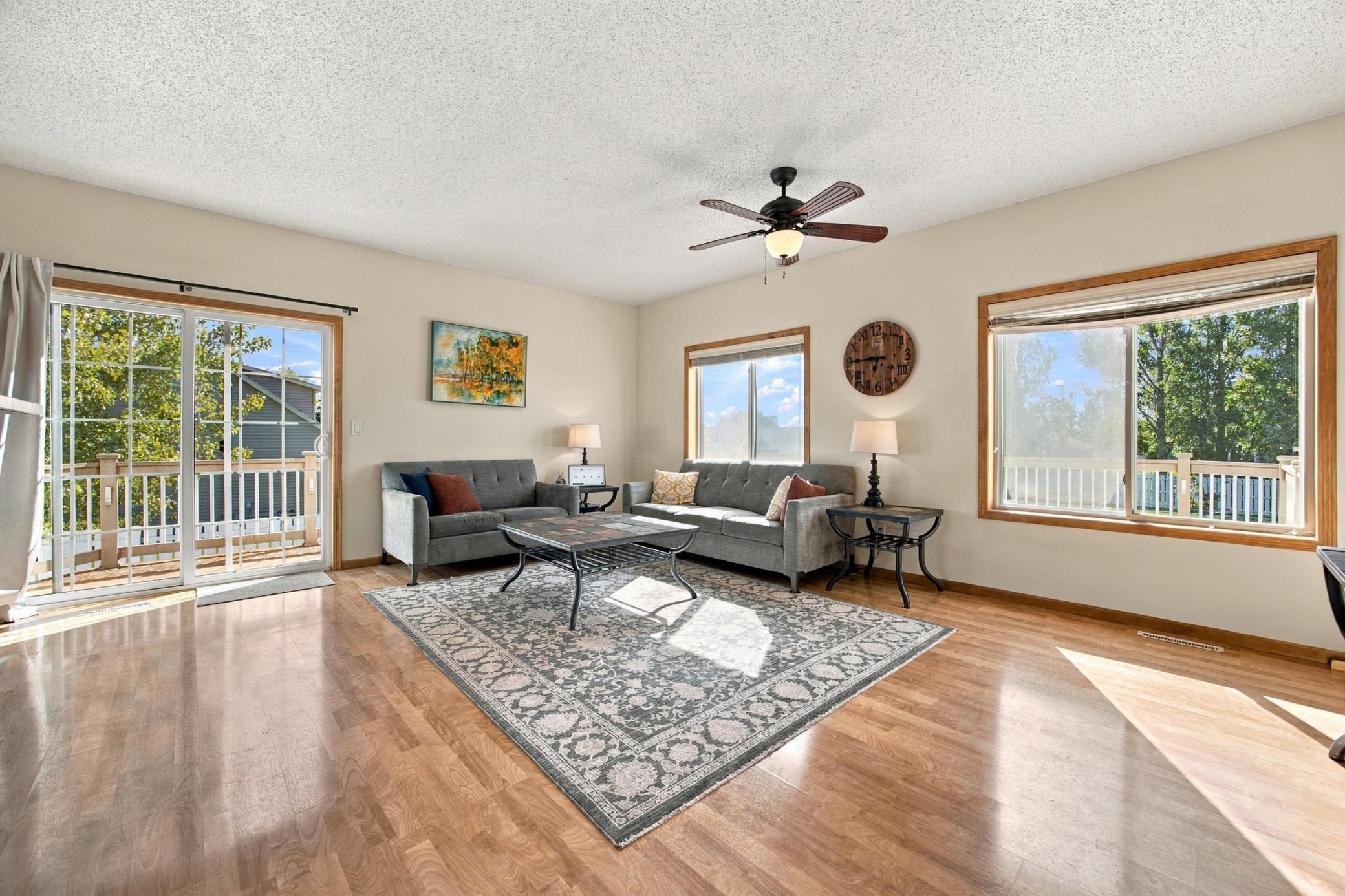 2004 single family home for sale at 433 PRESCOTT Lane in West Fargo, ND — 4 bed, 2 bath (photo 11 of 38)