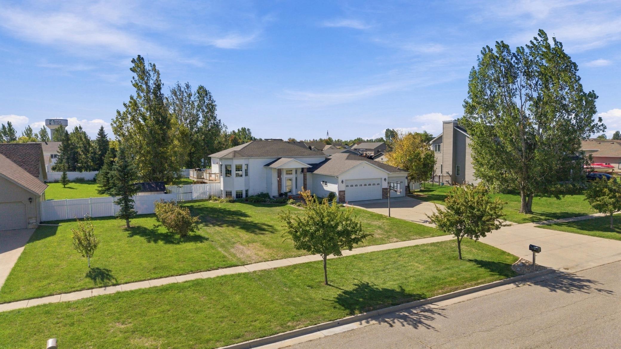 2004 single family home for sale at 433 PRESCOTT Lane in West Fargo, ND — 4 bed, 2 bath (photo 29 of 38)