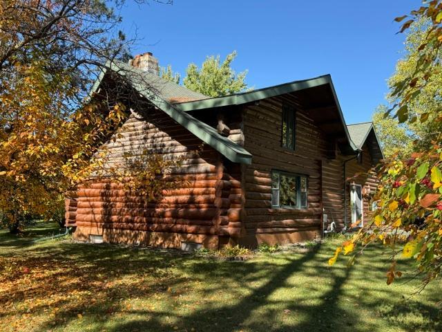 1970 single family home for sale at 9801 Wildwood Road NE in Bemidji, MN — 2 bed, 2 bath (photo 2 of 37)