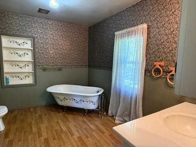 1970 single family home for sale at 9801 Wildwood Road NE in Bemidji, MN — 2 bed, 2 bath (photo 20 of 37)