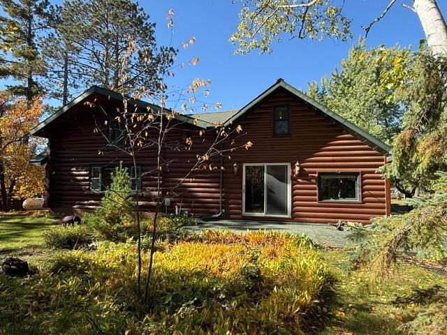 1970 single family home for sale at 9801 Wildwood Road NE in Bemidji, MN — 2 bed, 2 bath (photo 4 of 37)