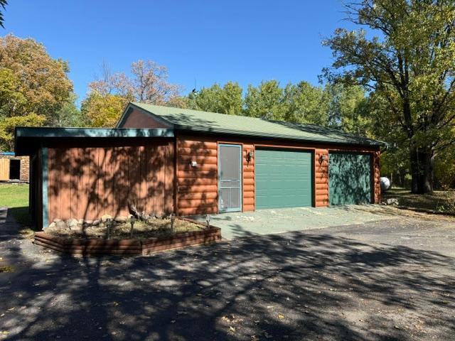 1970 single family home for sale at 9801 Wildwood Road NE in Bemidji, MN — 2 bed, 2 bath (photo 7 of 37)