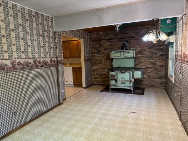 1970 single family home for sale at 9801 Wildwood Road NE in Bemidji, MN — 2 bed, 2 bath (photo 9 of 37)