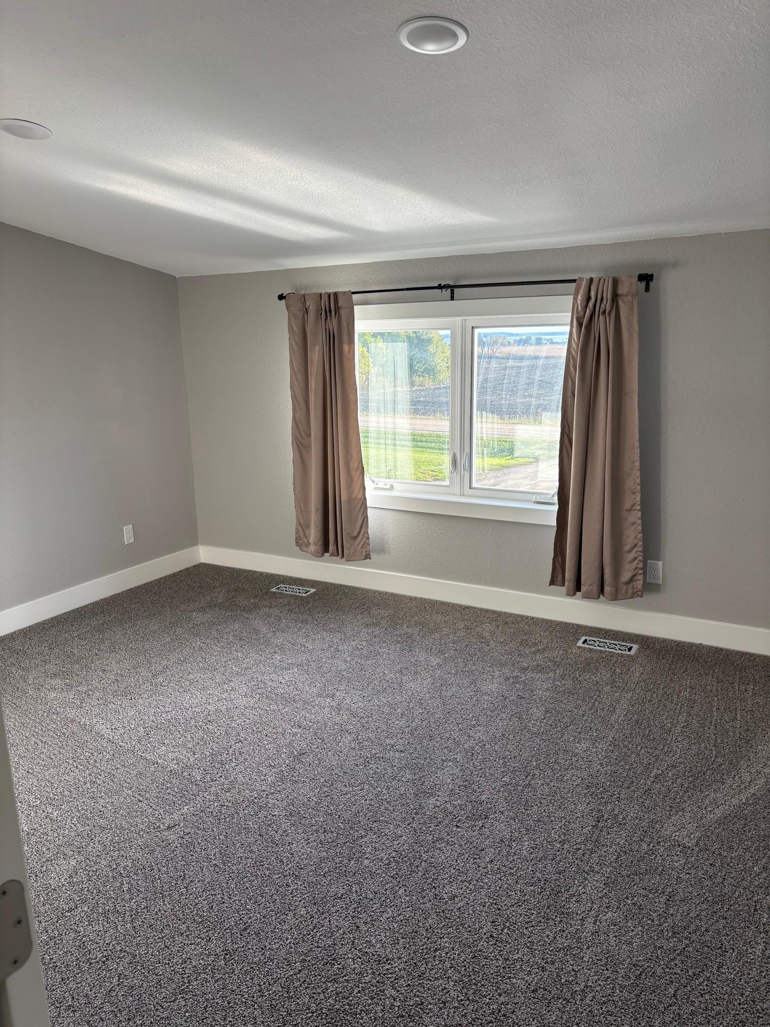 2022 single family home for sale at 1342 Calvary Road SE in Osakis, MN — 4 bed, 3 bath (photo 17 of 18)