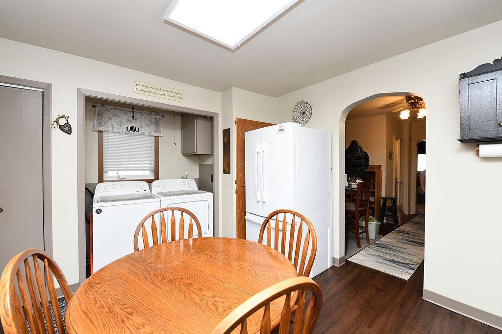 1930 single family home for sale at 309 1st Avenue E in Abercrombie, ND — 3 bed, 1 bath (photo 20 of 34)