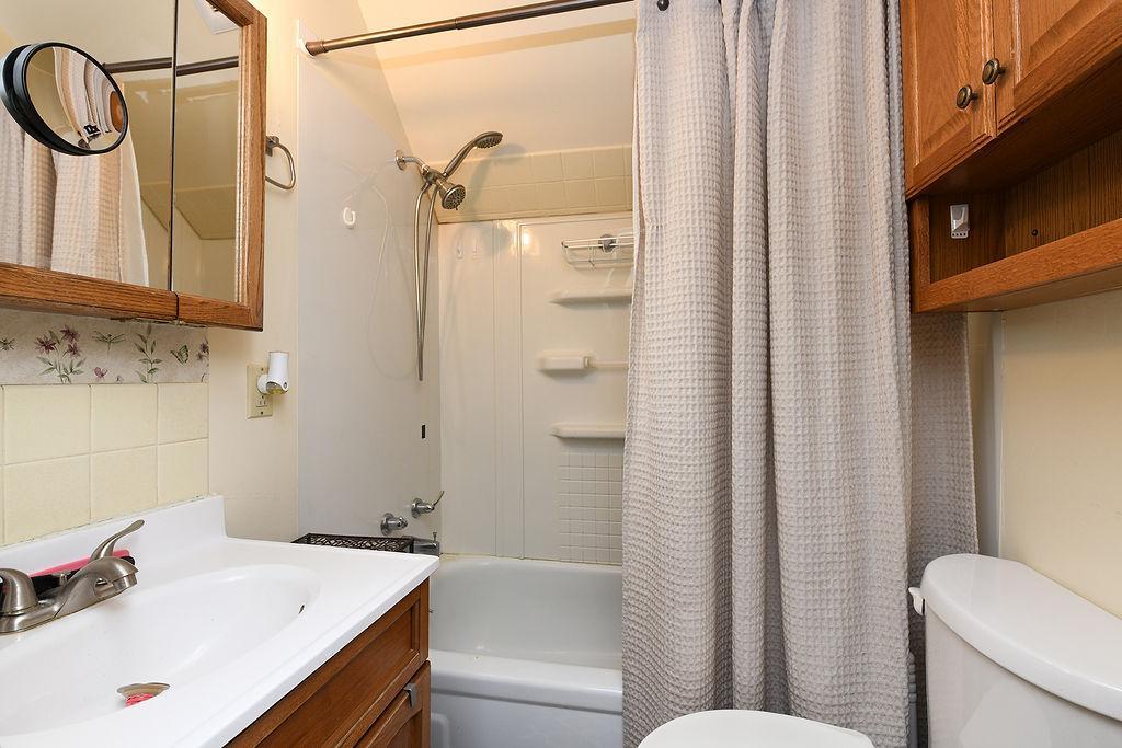 1930 single family home for sale at 309 1st Avenue E in Abercrombie, ND — 3 bed, 1 bath (photo 31 of 34)