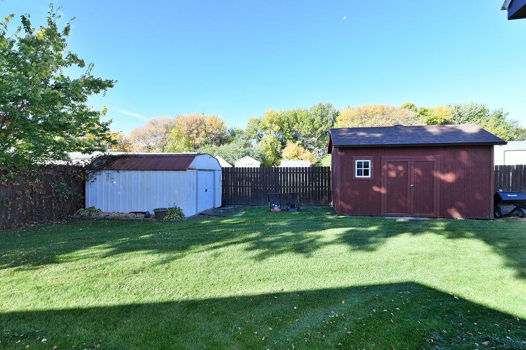 1930 single family home for sale at 309 1st Avenue E in Abercrombie, ND — 3 bed, 1 bath (photo 7 of 34)