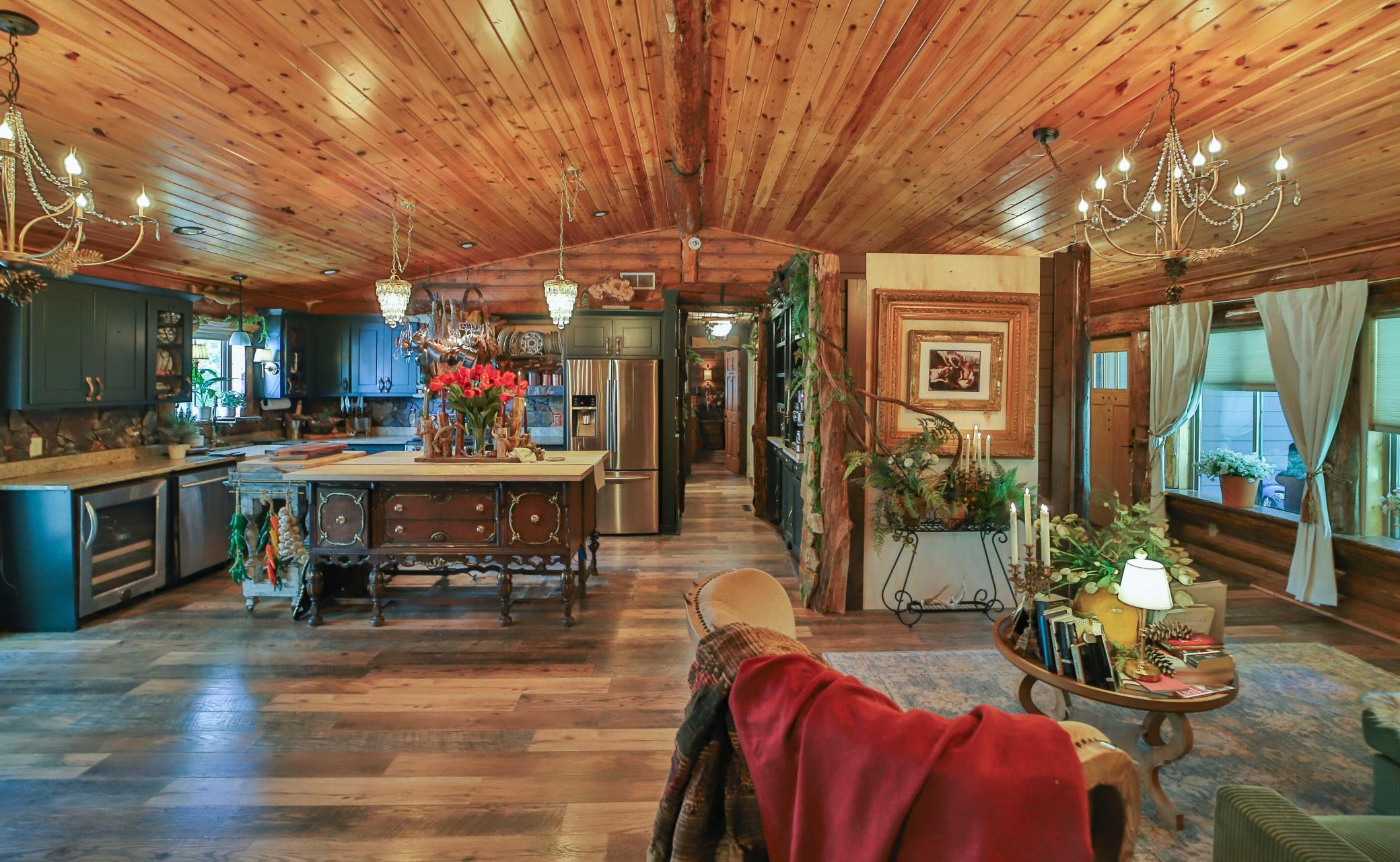 2013 single family home for sale at 33726 Vista Drive in Crosslake, MN — 3 bed, 2 bath (photo 11 of 48)