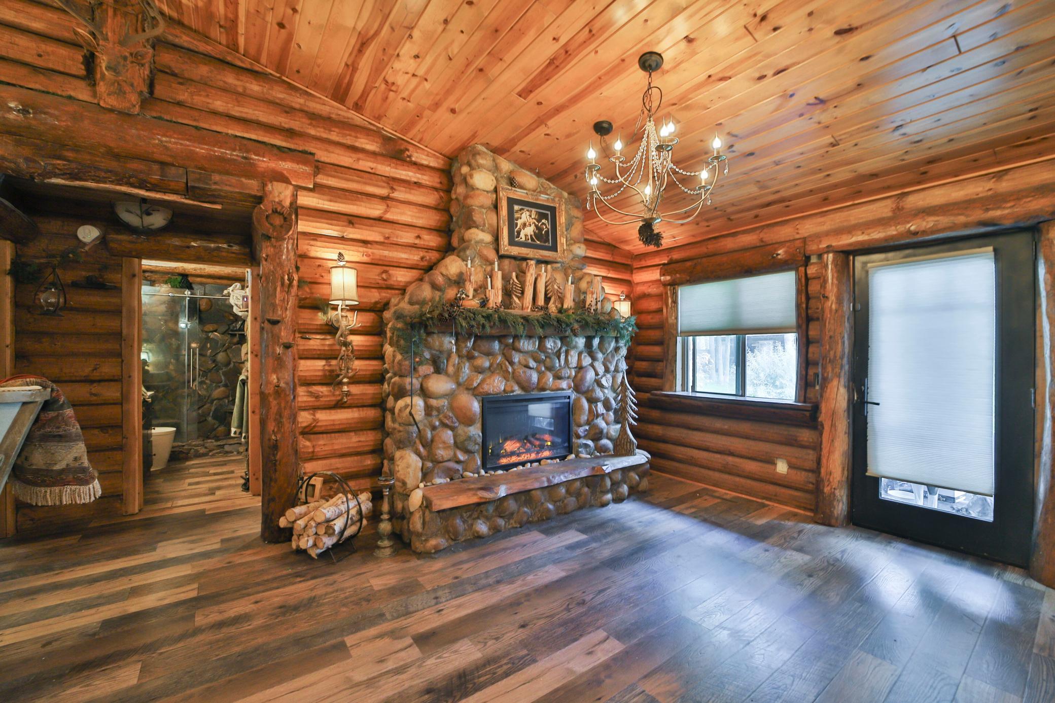 2013 single family home for sale at 33726 Vista Drive in Crosslake, MN — 3 bed, 2 bath (photo 15 of 48)
