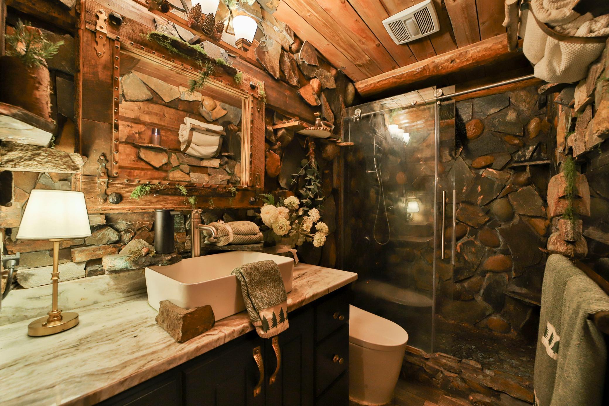 2013 single family home for sale at 33726 Vista Drive in Crosslake, MN — 3 bed, 2 bath (photo 27 of 48)
