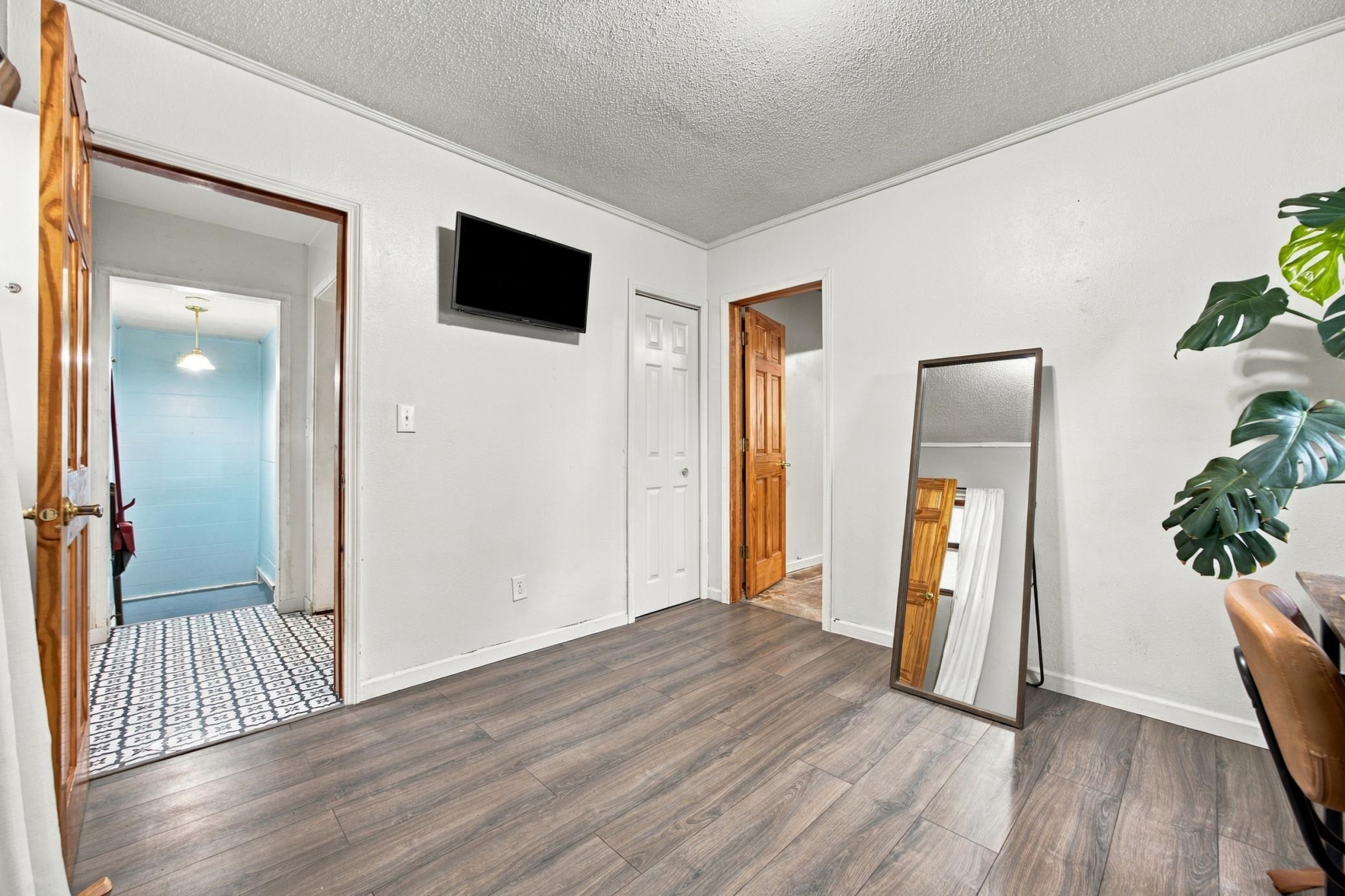 1923 single family home for sale at 47 Center Street in West Fargo, ND — 2 bed, 2 bath (photo 13 of 28)