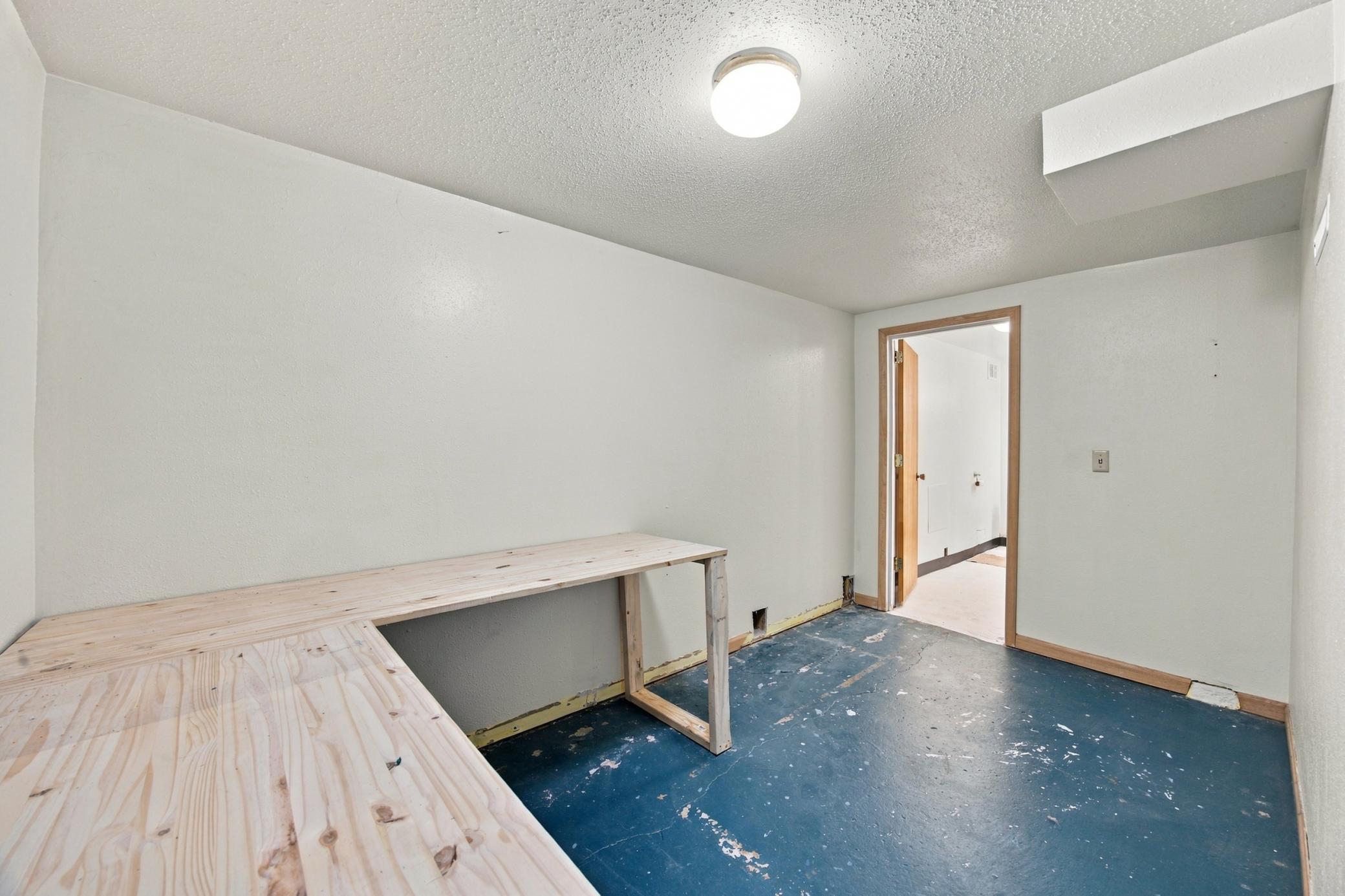 1923 single family home for sale at 47 Center Street in West Fargo, ND — 2 bed, 2 bath (photo 18 of 28)