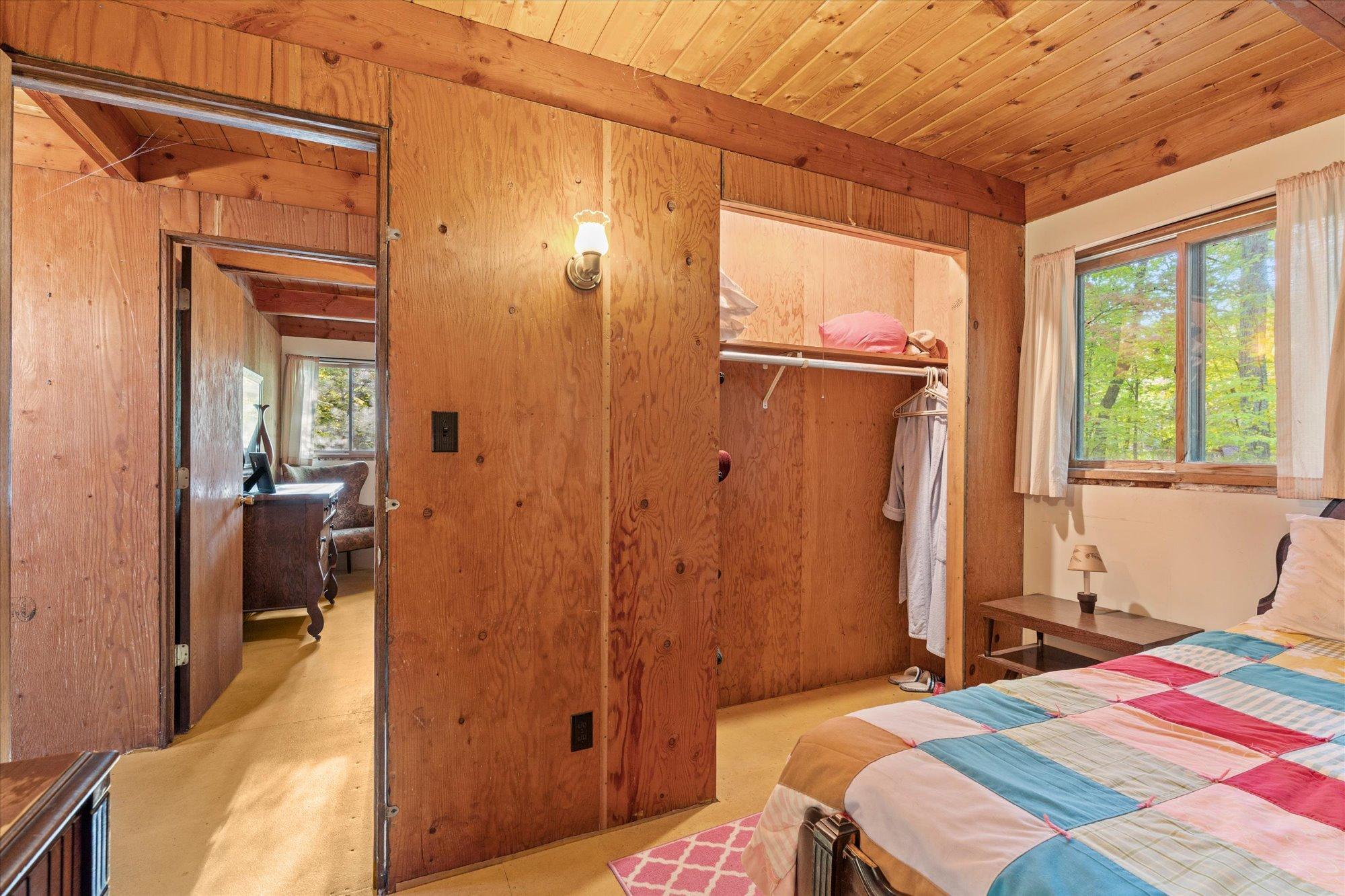 1969 single family home for sale at 37148 Milinda Shores Road in Crosslake, MN — 4 bed, 1 bath (photo 15 of 51)