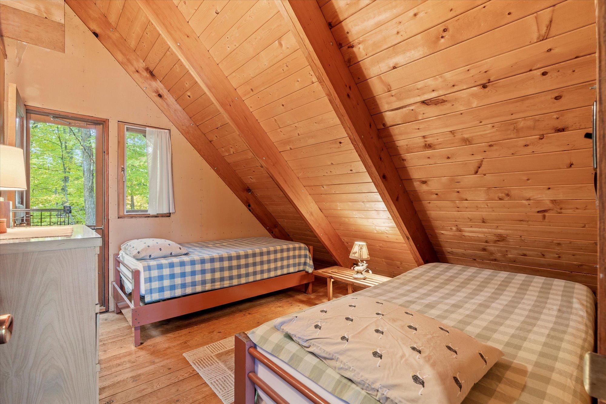 1969 single family home for sale at 37148 Milinda Shores Road in Crosslake, MN — 4 bed, 1 bath (photo 22 of 51)