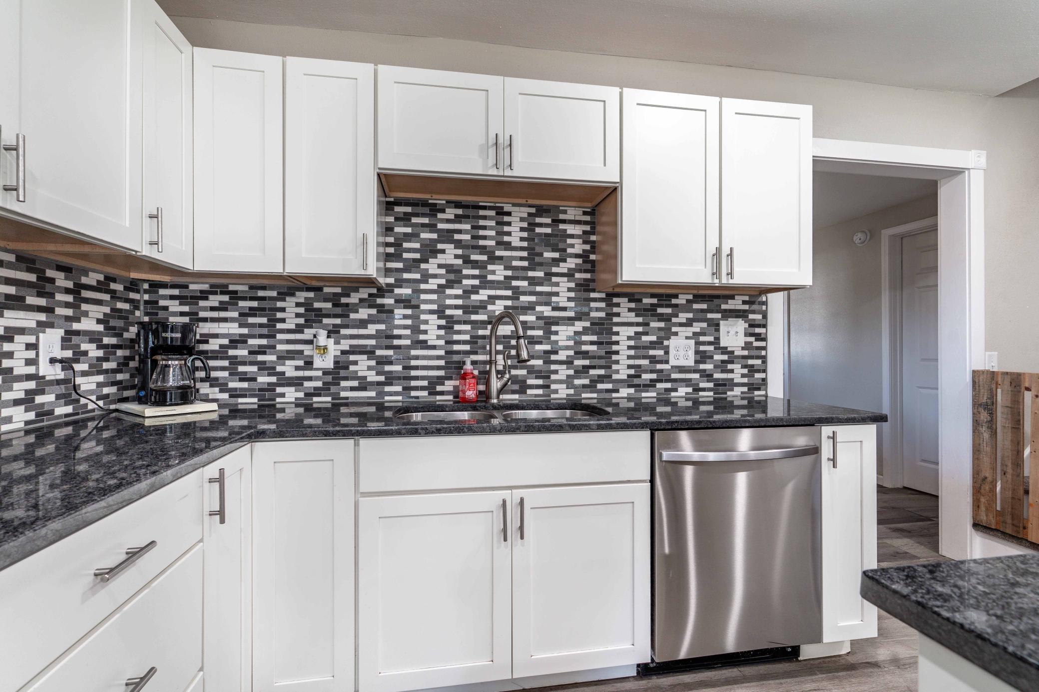 1895 single family home for sale at 514 E Hampden Avenue in Fergus Falls, MN — 3 bed, 2 bath (photo 31 of 63)