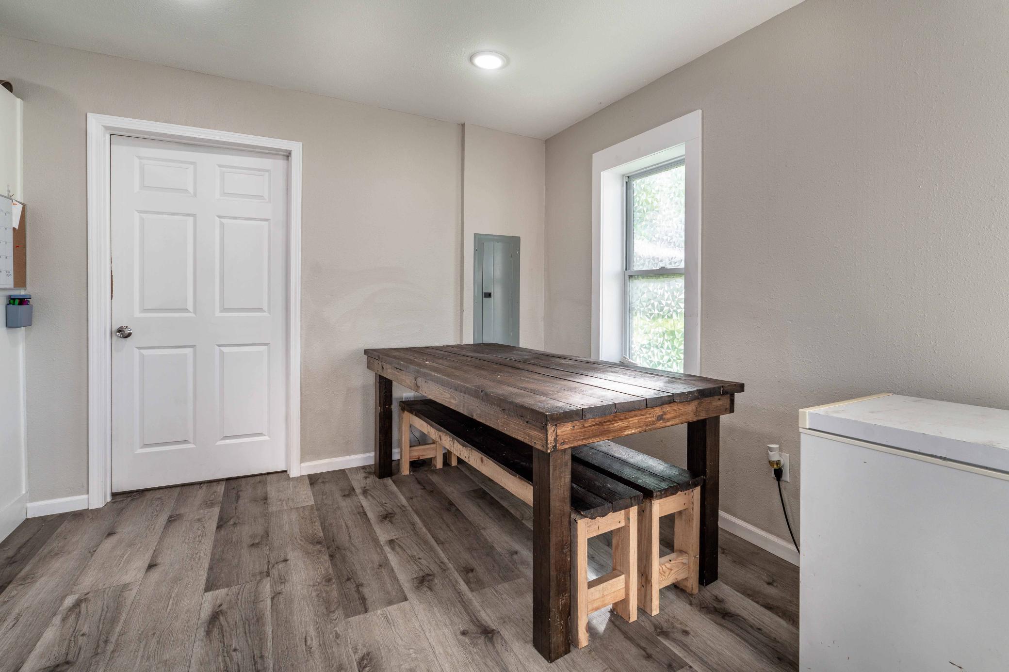 1895 single family home for sale at 514 E Hampden Avenue in Fergus Falls, MN — 3 bed, 2 bath (photo 37 of 63)
