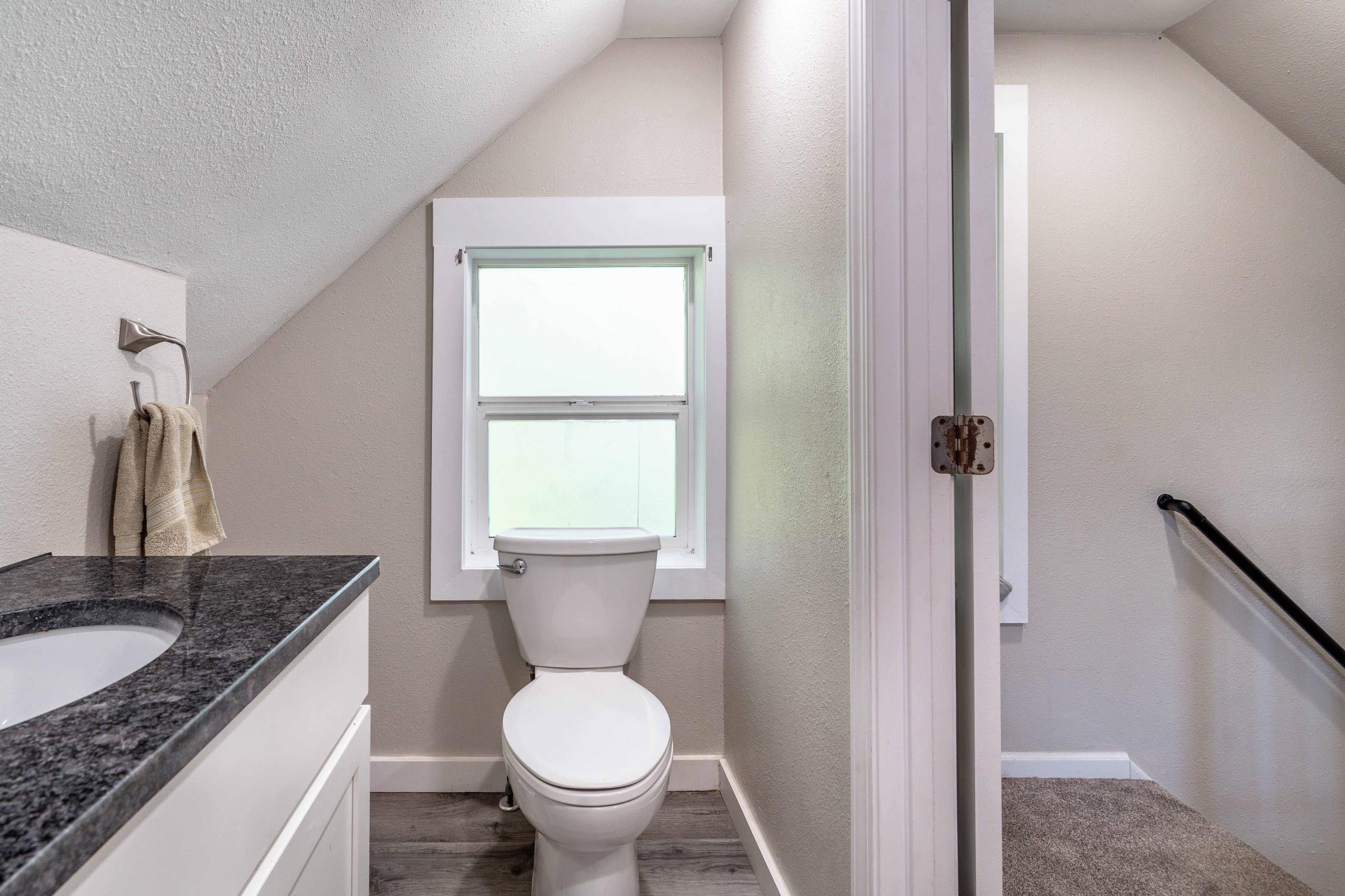 1895 single family home for sale at 514 E Hampden Avenue in Fergus Falls, MN — 3 bed, 2 bath (photo 44 of 63)