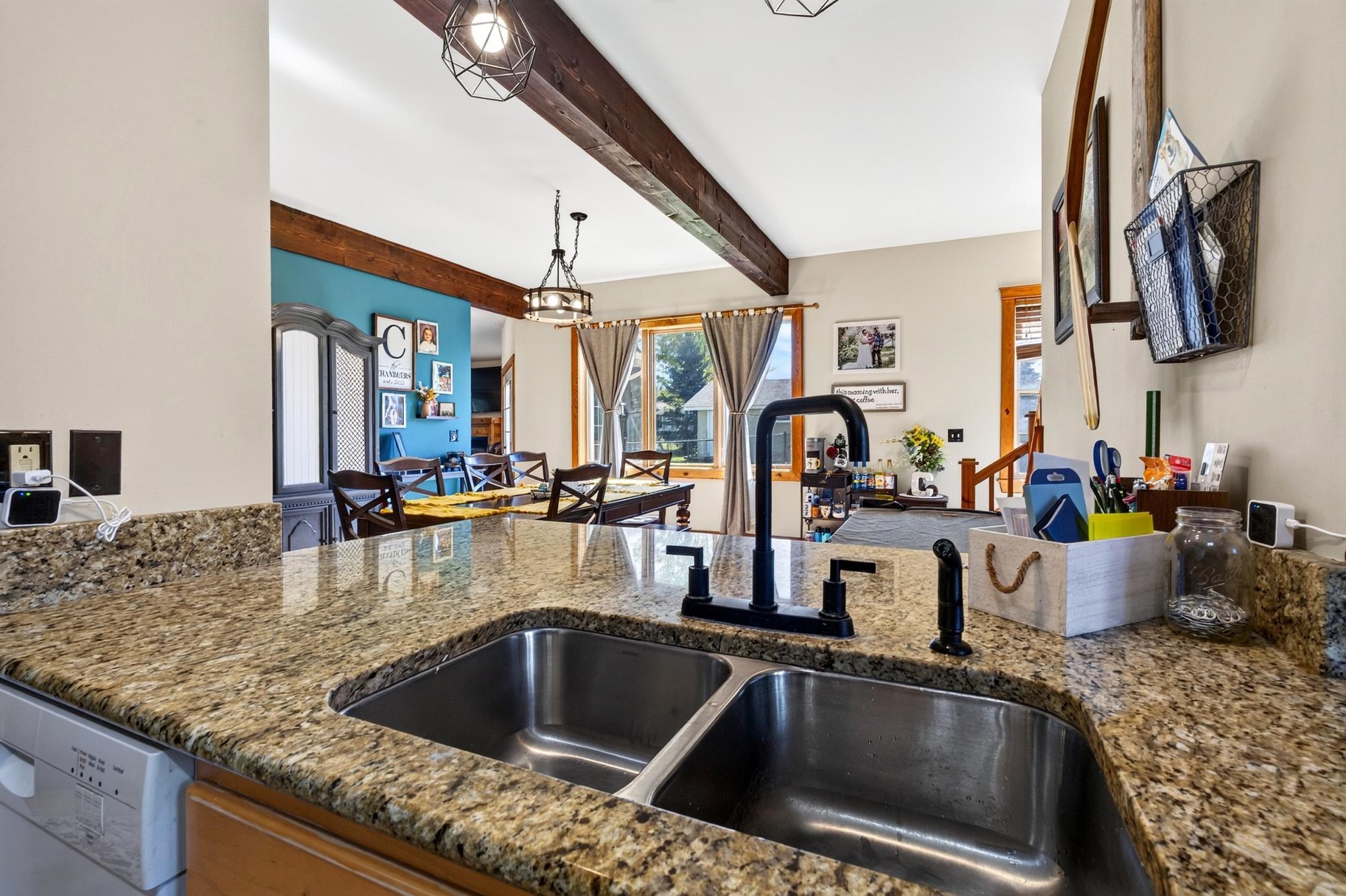 2005 single family home for sale at 136 1st Street in Ironton, MN — 3 bed, 4 bath (photo 15 of 35)