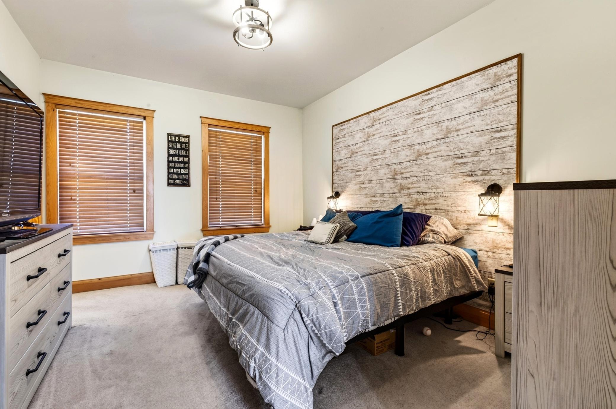 2005 single family home for sale at 136 1st Street in Ironton, MN — 3 bed, 4 bath (photo 17 of 35)