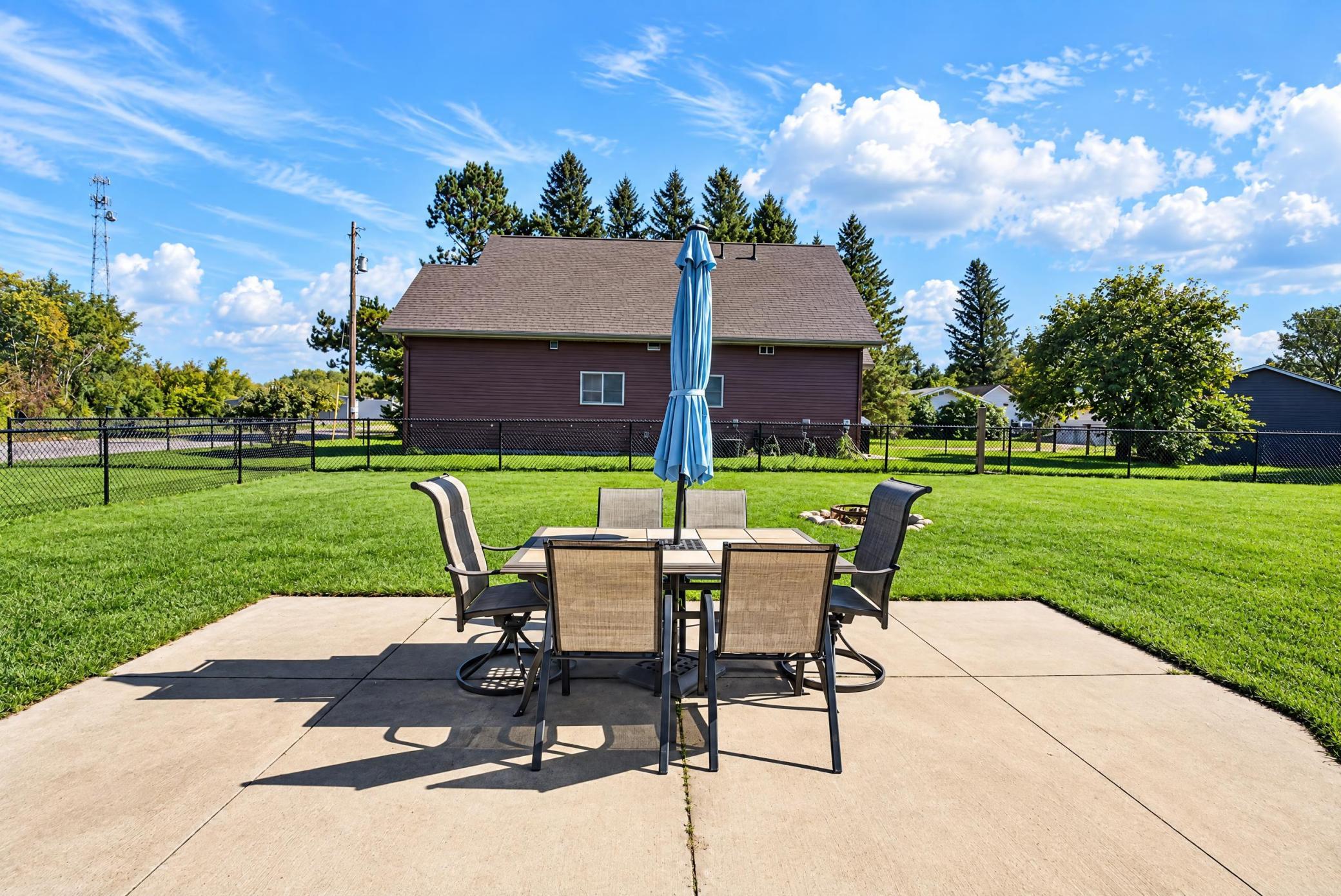 2005 single family home for sale at 136 1st Street in Ironton, MN — 3 bed, 4 bath (photo 29 of 35)