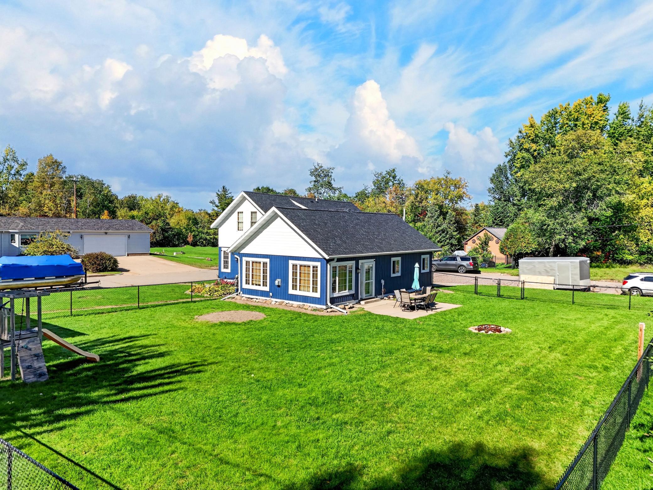 2005 single family home for sale at 136 1st Street in Ironton, MN — 3 bed, 4 bath (photo 32 of 35)