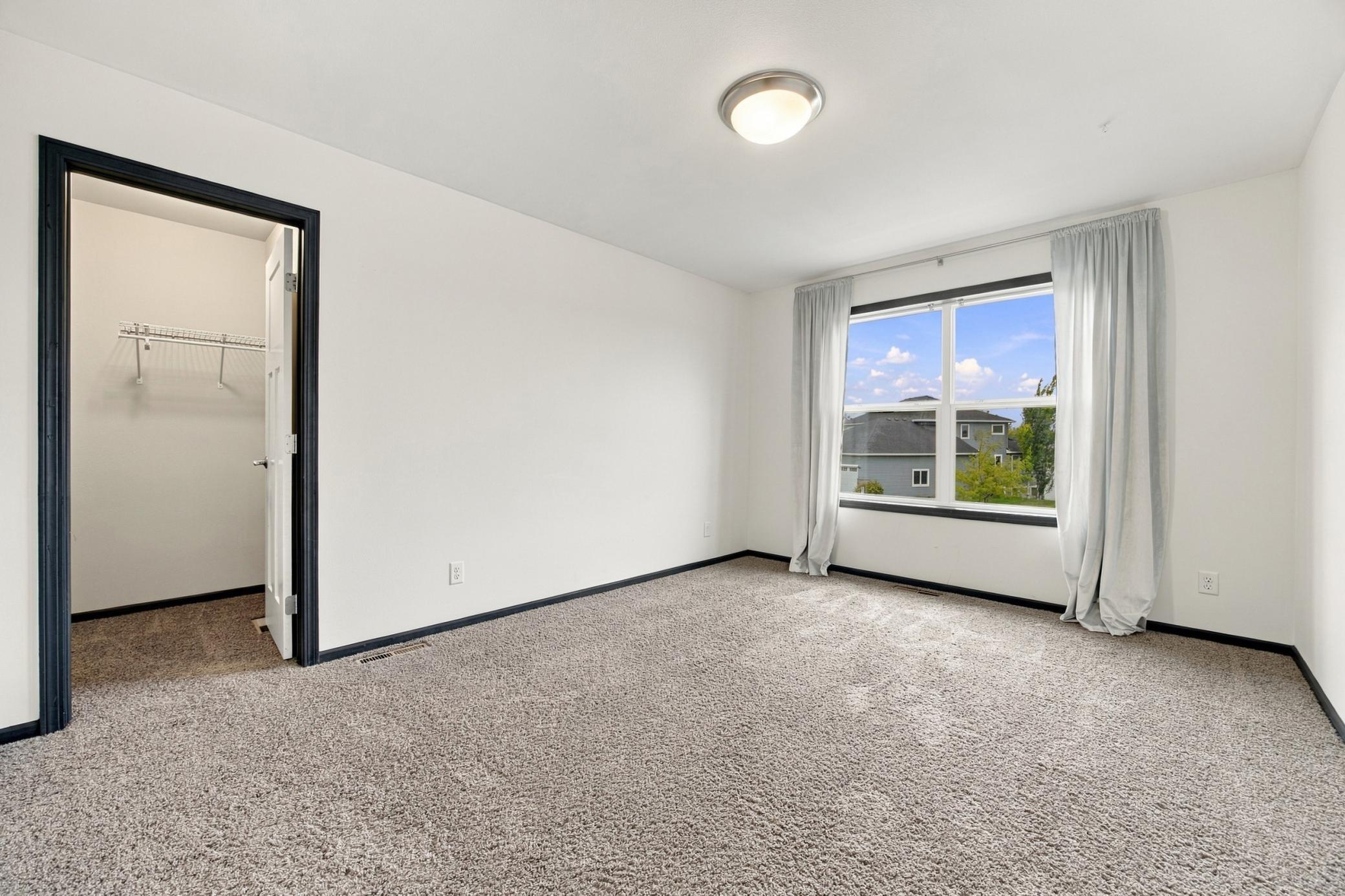 2014 single family home for sale at 3645 6th Street E in West Fargo, ND — 4 bed, 3 bath (photo 36 of 52)