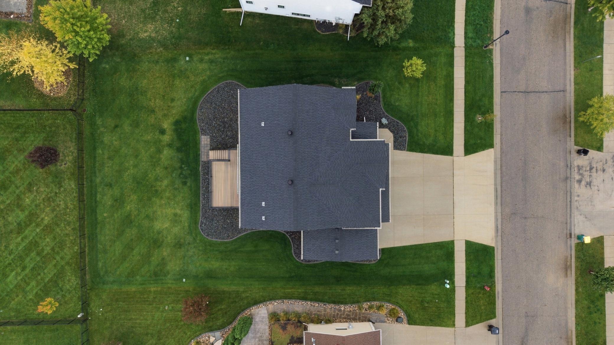 2014 single family home for sale at 3645 6th Street E in West Fargo, ND — 4 bed, 3 bath (photo 5 of 52)