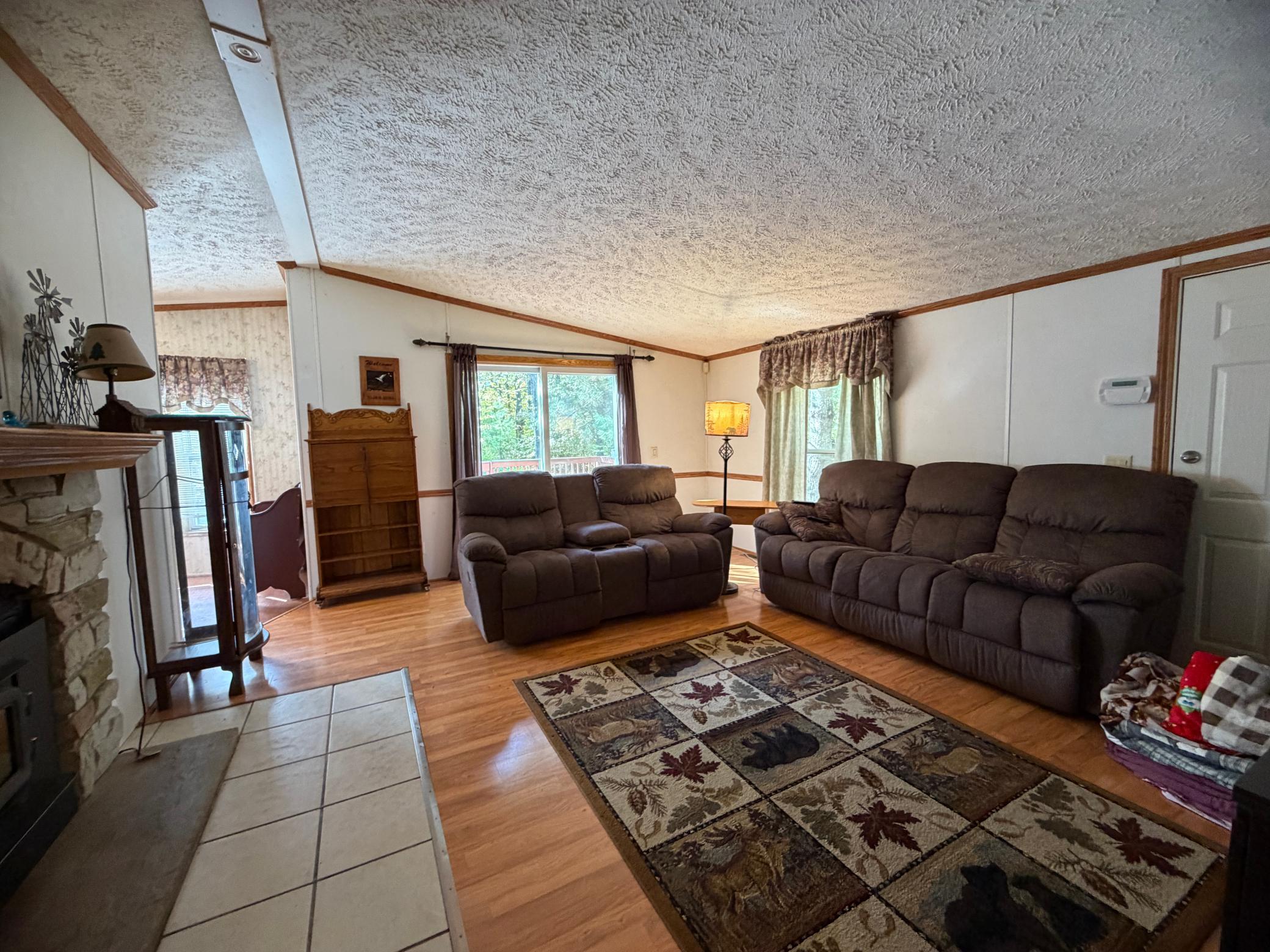 2000 single family home for sale at 10966 Oak Point Road NW in Cass Lake, MN — 3 bed, 2 bath (photo 11 of 32)