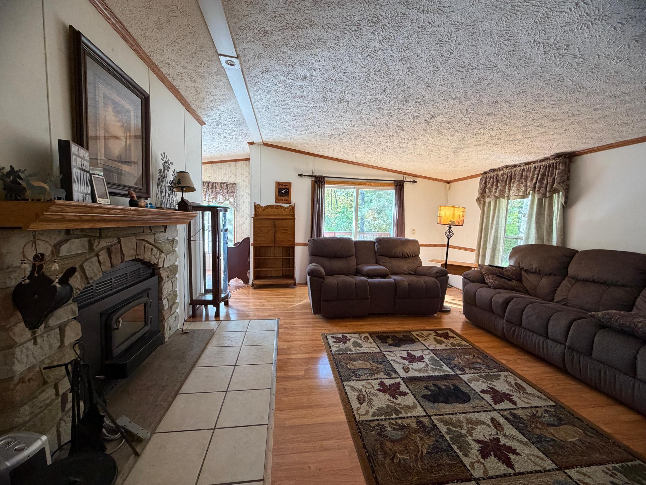 2000 single family home for sale at 10966 Oak Point Road NW in Cass Lake, MN — 3 bed, 2 bath (photo 9 of 32)