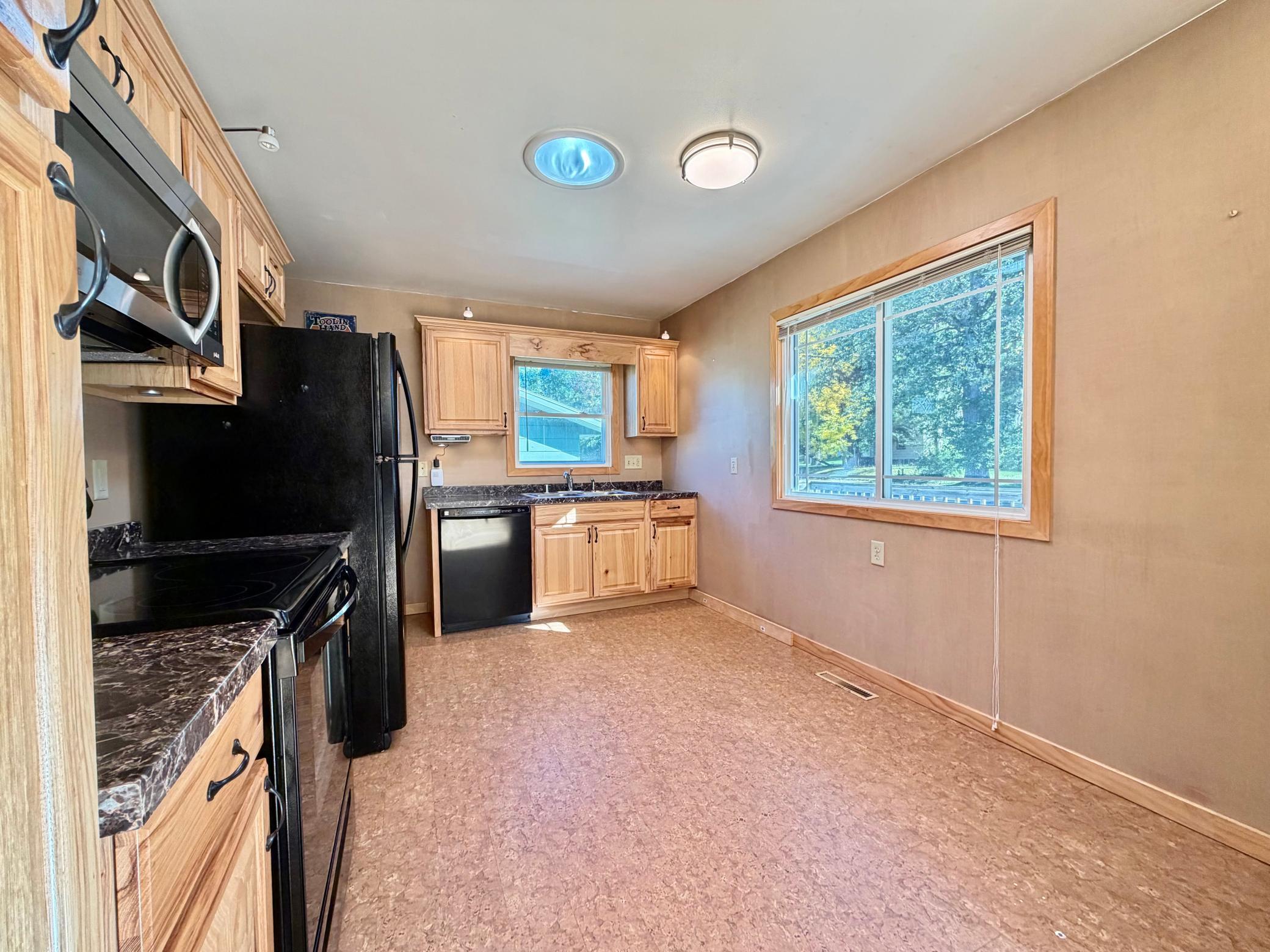 1961 single family home for sale at 308 2nd Street SE in Pelican Rapids, MN — 2 bed, 2 bath (photo 11 of 28)