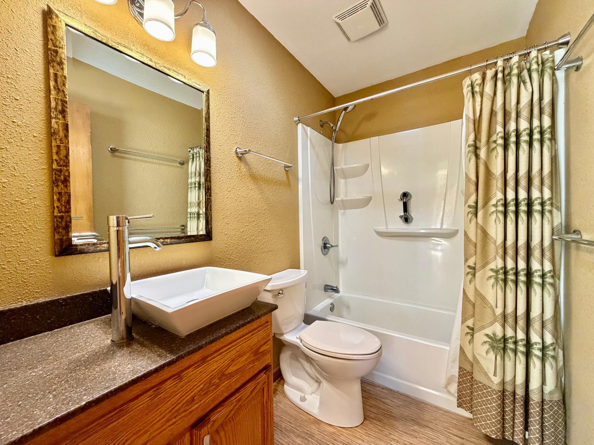 1961 single family home for sale at 308 2nd Street SE in Pelican Rapids, MN — 2 bed, 2 bath (photo 16 of 28)