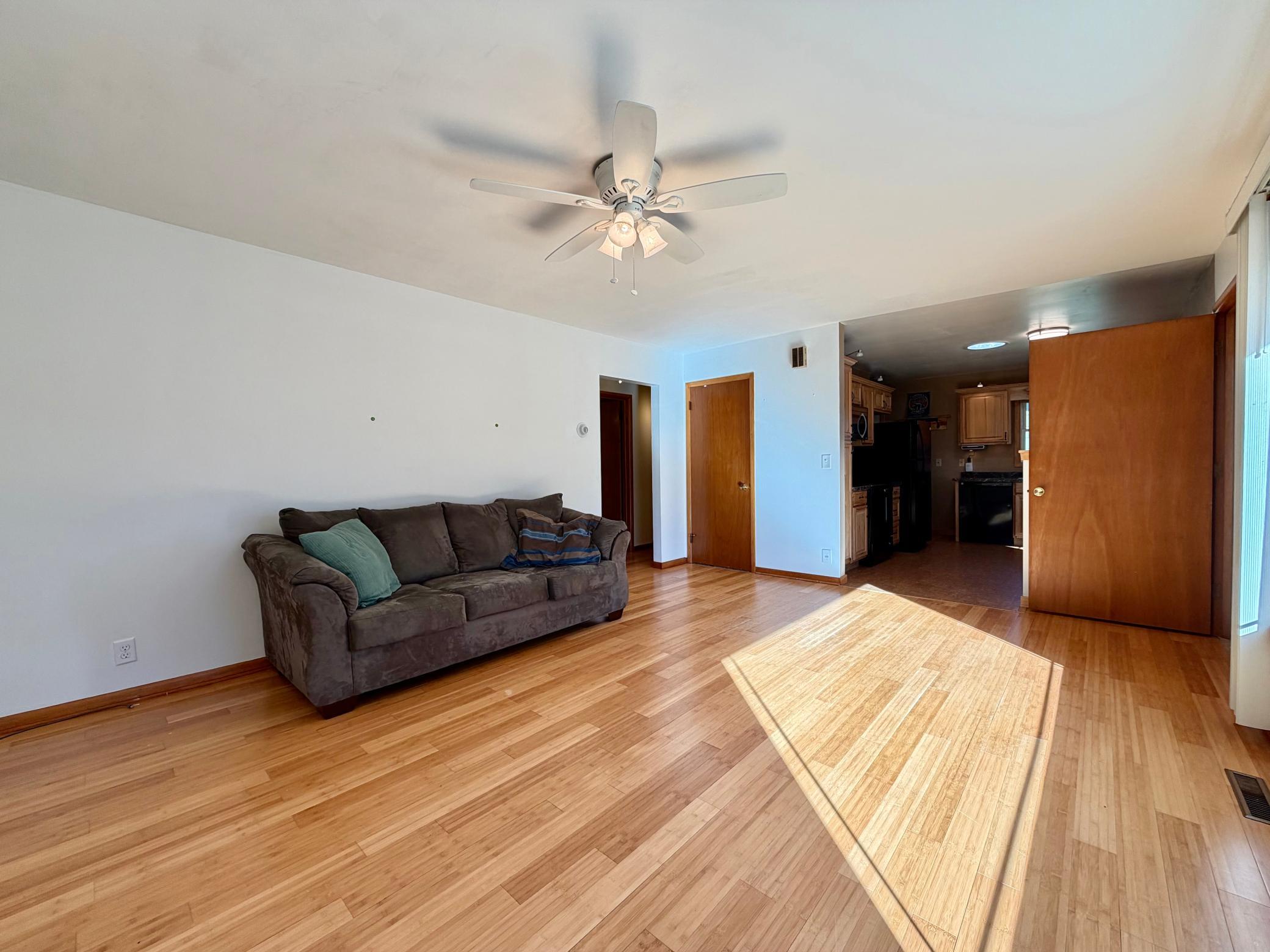 1961 single family home for sale at 308 2nd Street SE in Pelican Rapids, MN — 2 bed, 2 bath (photo 9 of 28)
