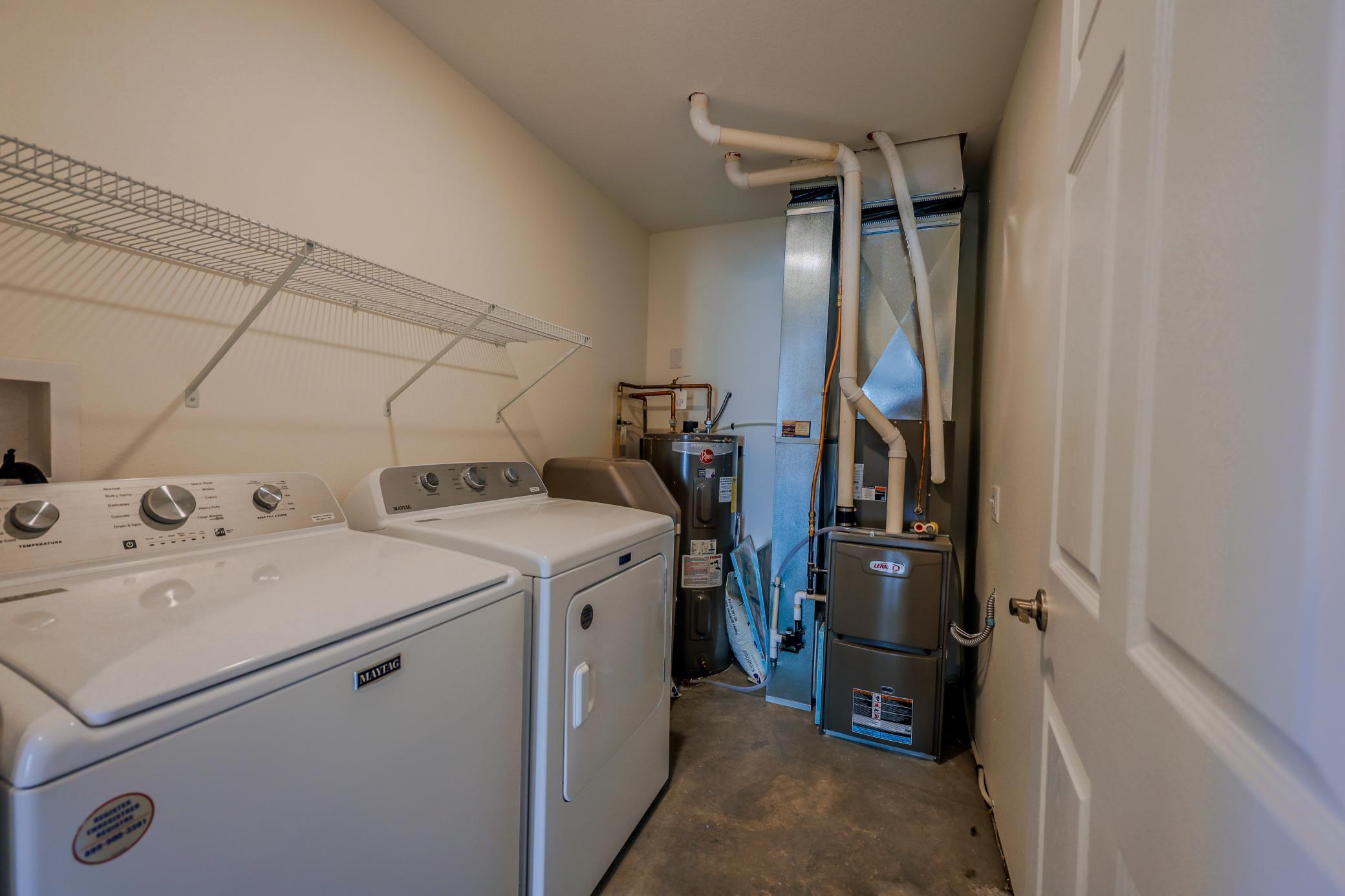 2023 twin home for sale at 6809 Hamilton Park NW, Unit 10 in Bemidji, MN — 3 bed, 2 bath (photo 17 of 22)