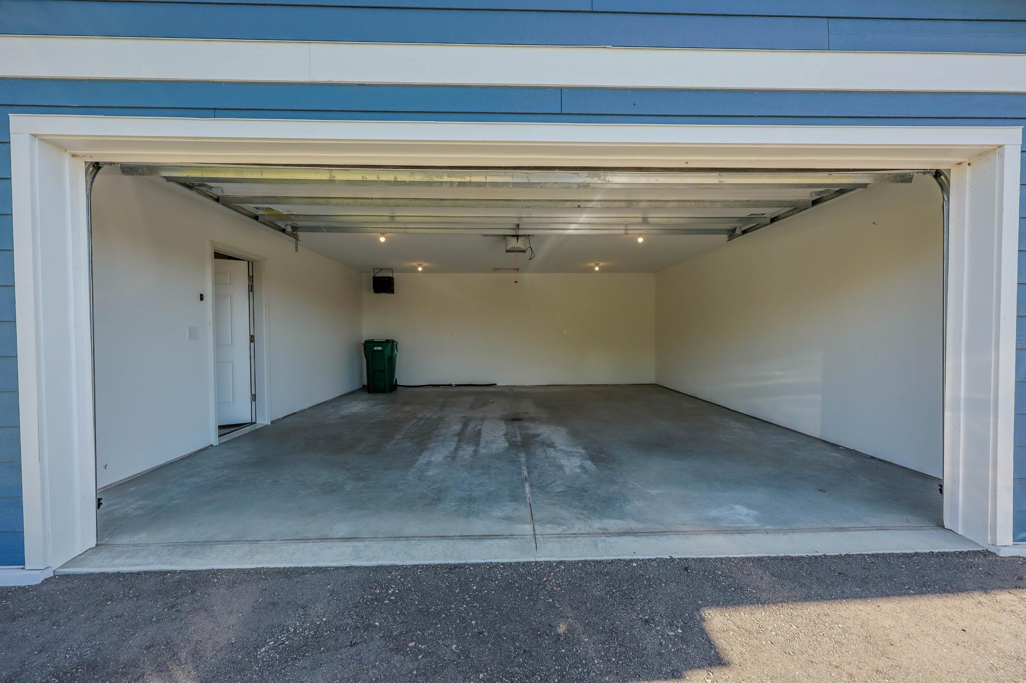 2023 twin home for sale at 6809 Hamilton Park NW, Unit 10 in Bemidji, MN — 3 bed, 2 bath (photo 19 of 22)