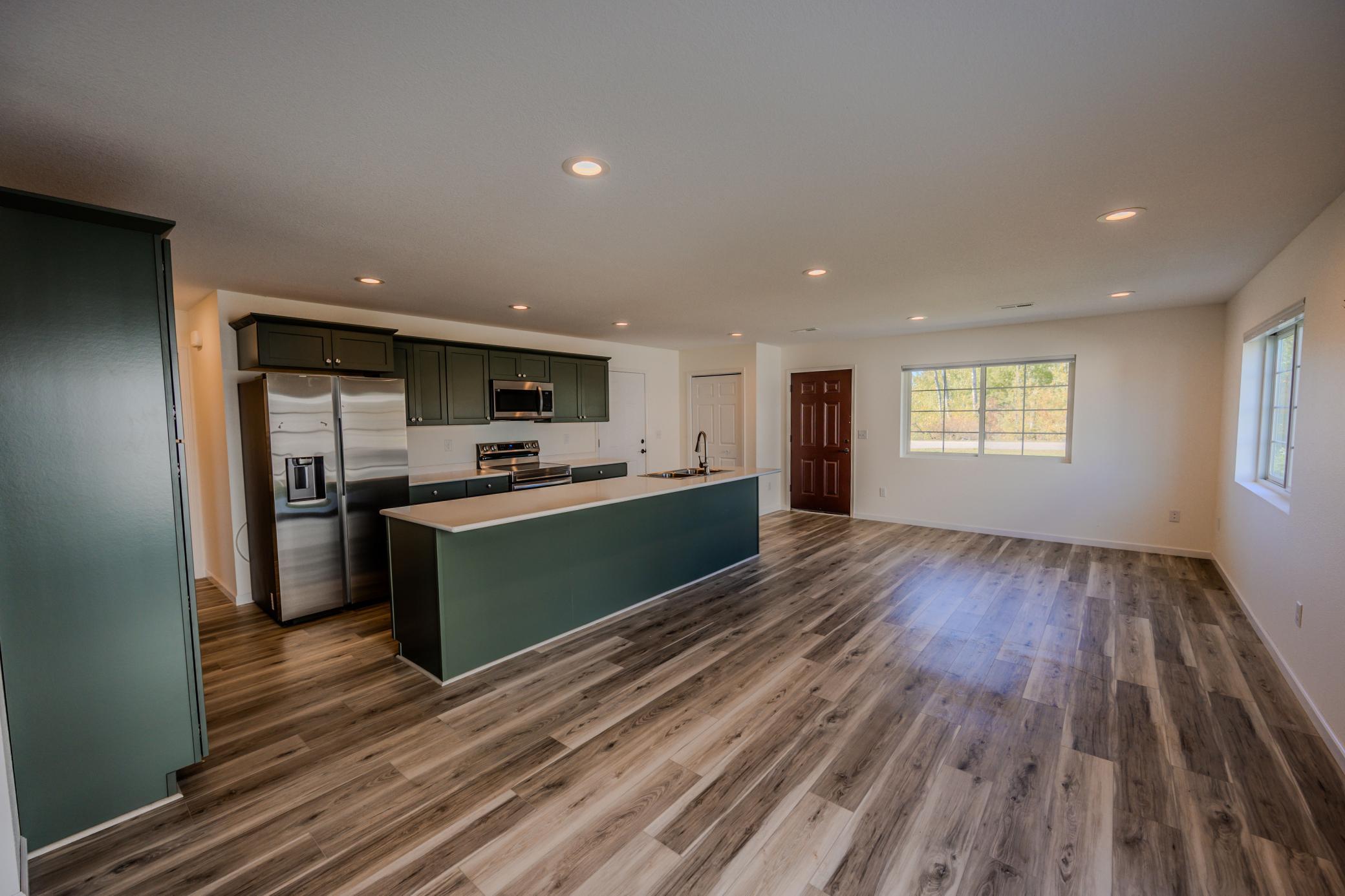 2023 twin home for sale at 6809 Hamilton Park NW, Unit 10 in Bemidji, MN — 3 bed, 2 bath (photo 6 of 22)
