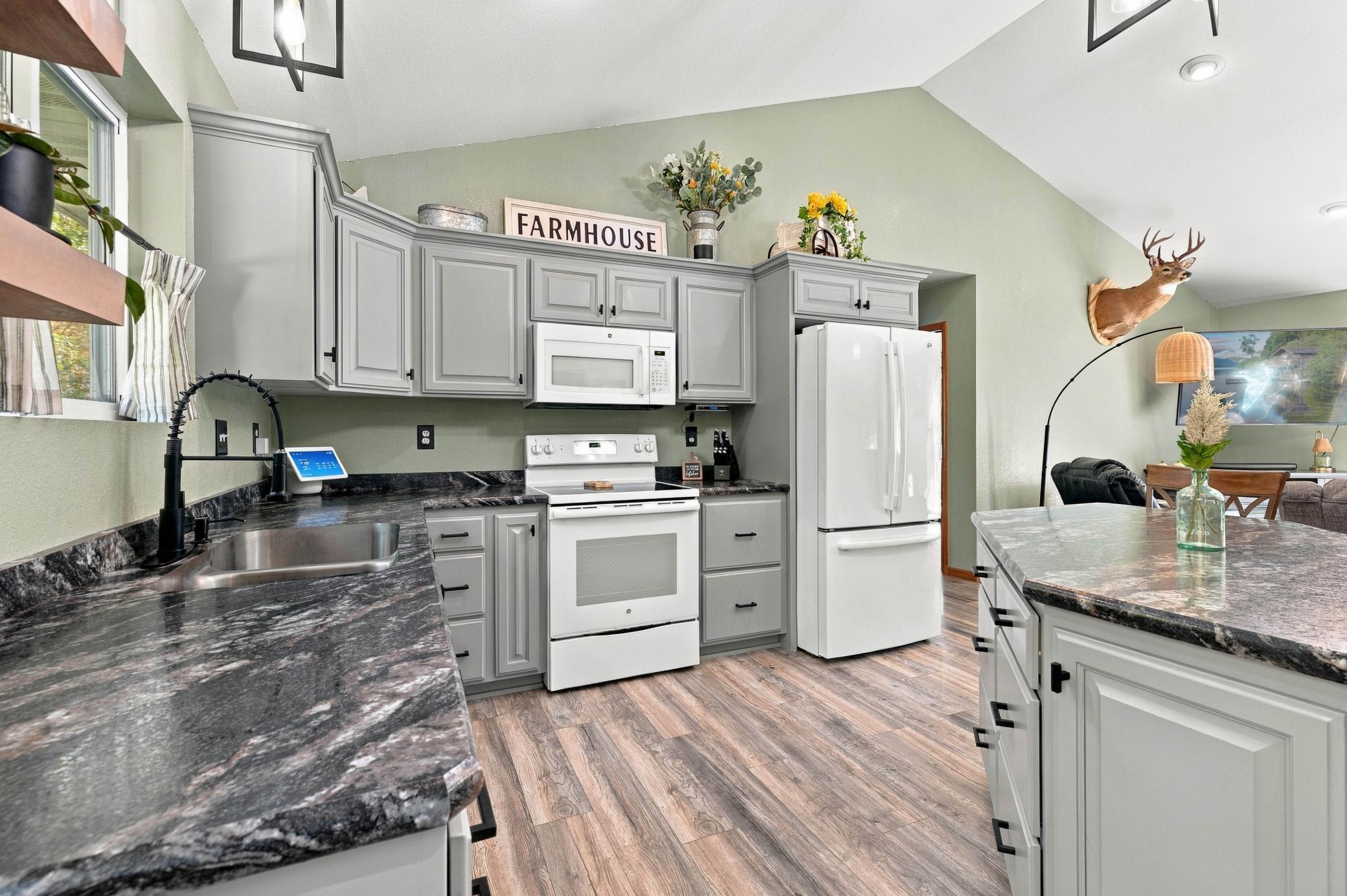 2016 single family home for sale at 5758 Sweet Road in Brainerd, MN — 2 bed, 1 bath (photo 15 of 30)