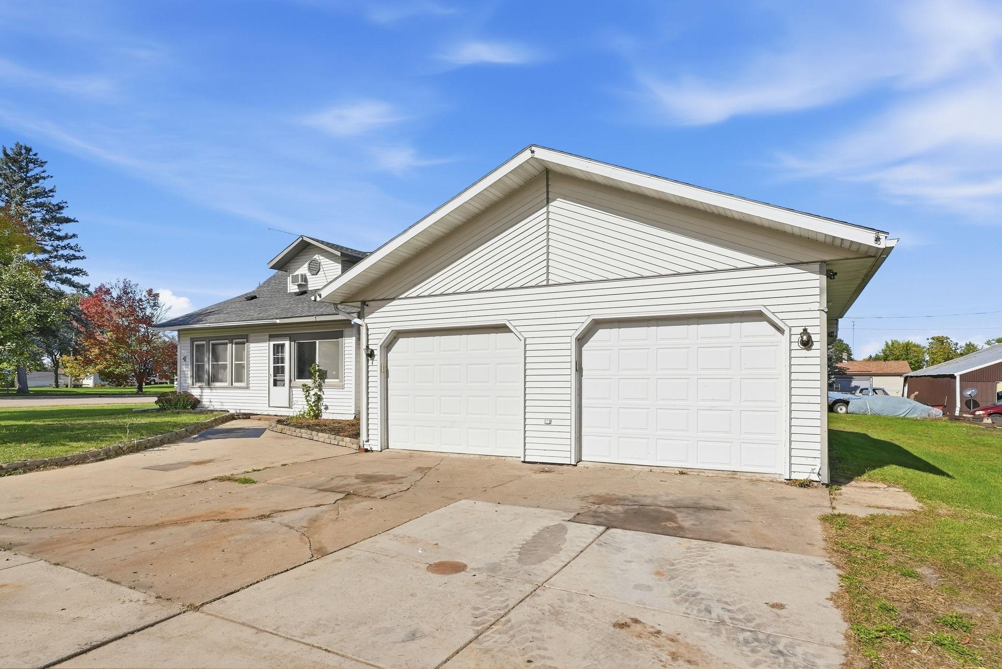 1919 single family home for sale at 218 Cedar Street S in Grey Eagle, MN — 4 bed, 1 bath (photo 21 of 24)