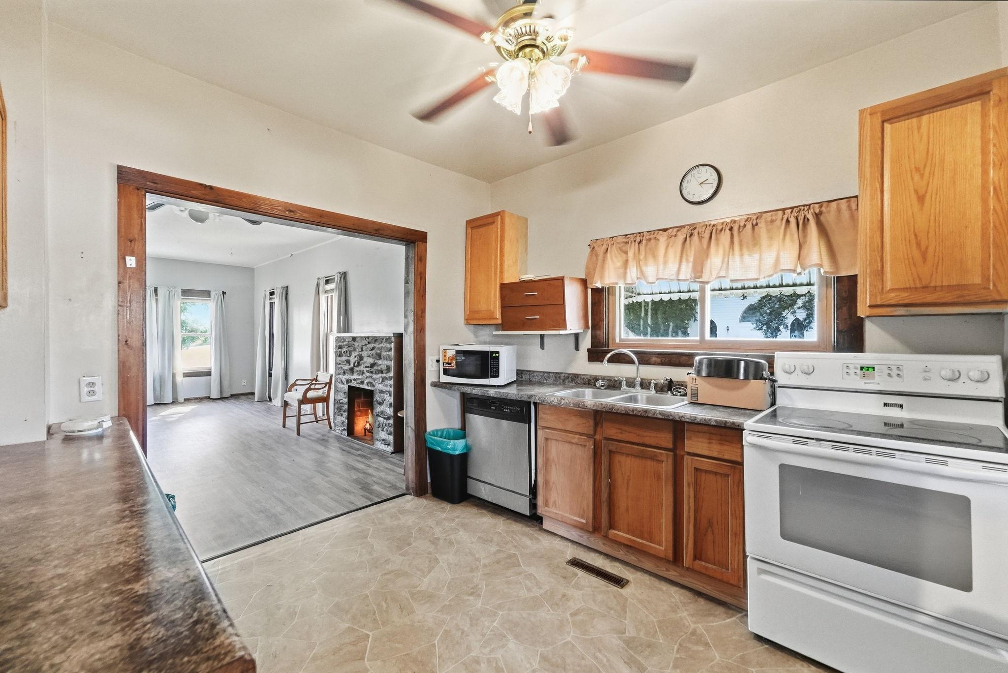 1919 single family home for sale at 218 Cedar Street S in Grey Eagle, MN — 4 bed, 1 bath (photo 6 of 24)