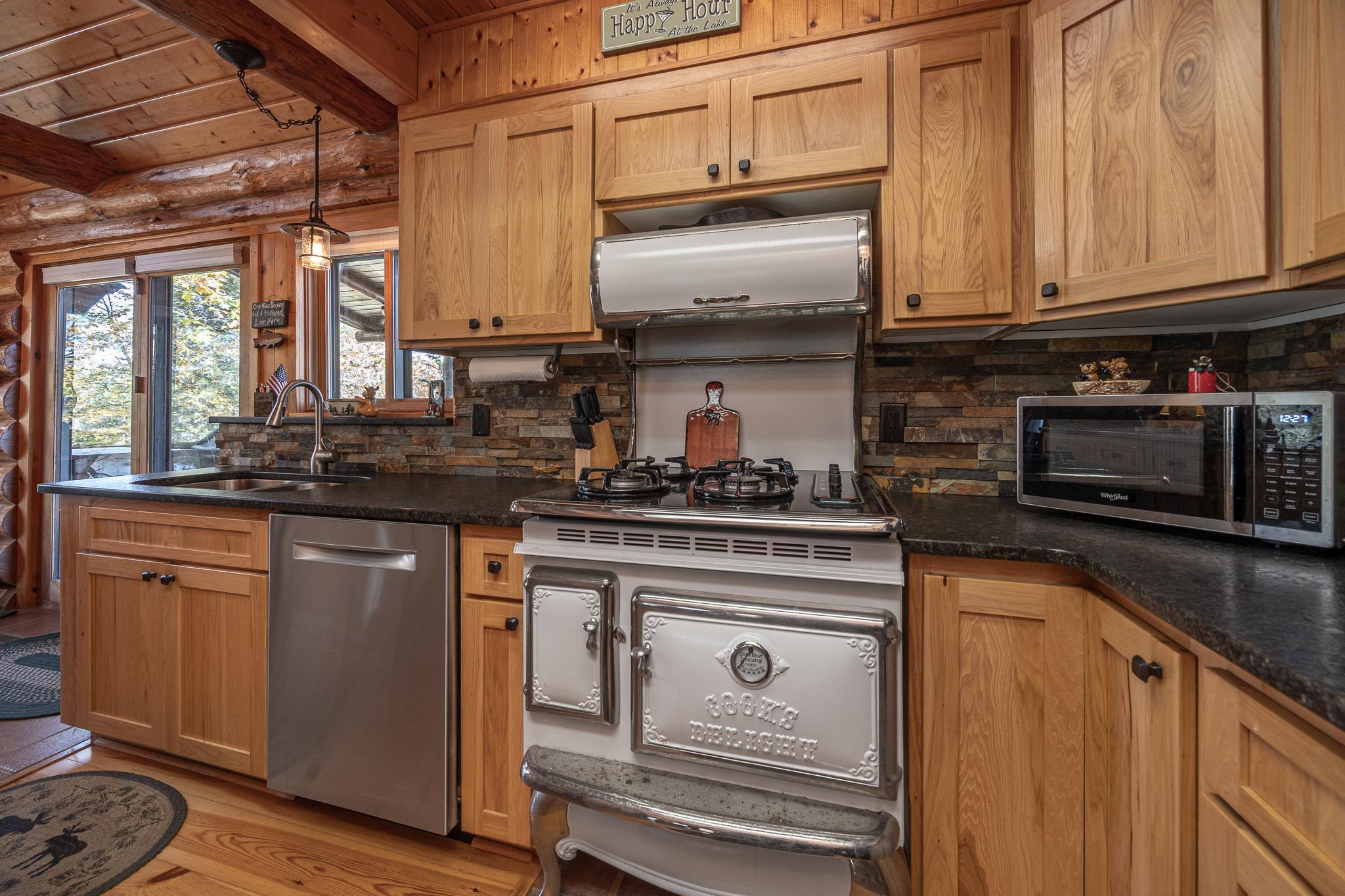 1989 single family home for sale at 2967 Diamond Crest Road NE in Longville, MN — 3 bed, 2 bath (photo 13 of 68)