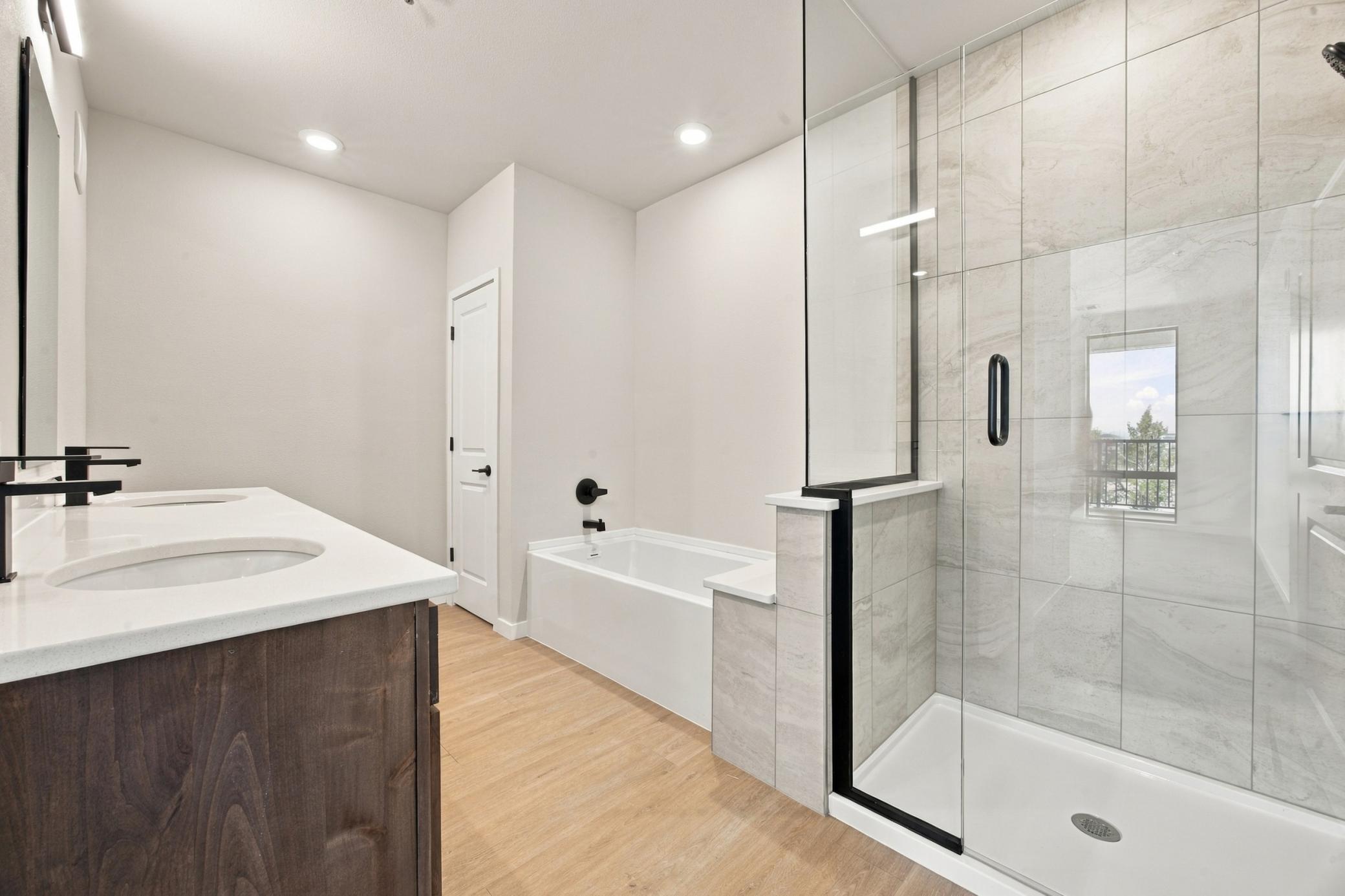 2024 condo for sale at 4470 24 Avenue S, Unit 406 in Fargo, ND — 2 bed, 2 bath (photo 16 of 36)