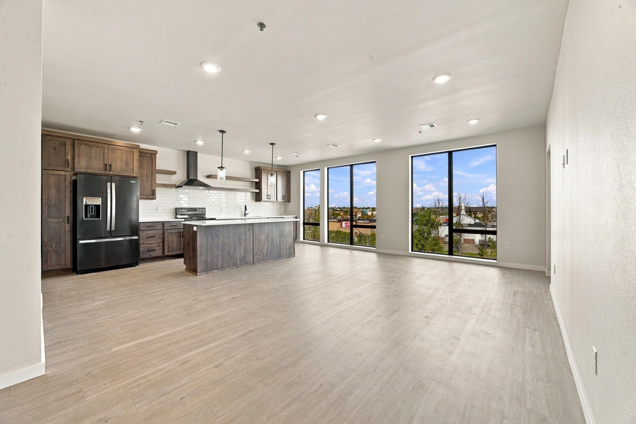 2024 condo for sale at 4470 24 Avenue S, Unit 406 in Fargo, ND — 2 bed, 2 bath (photo 3 of 36)